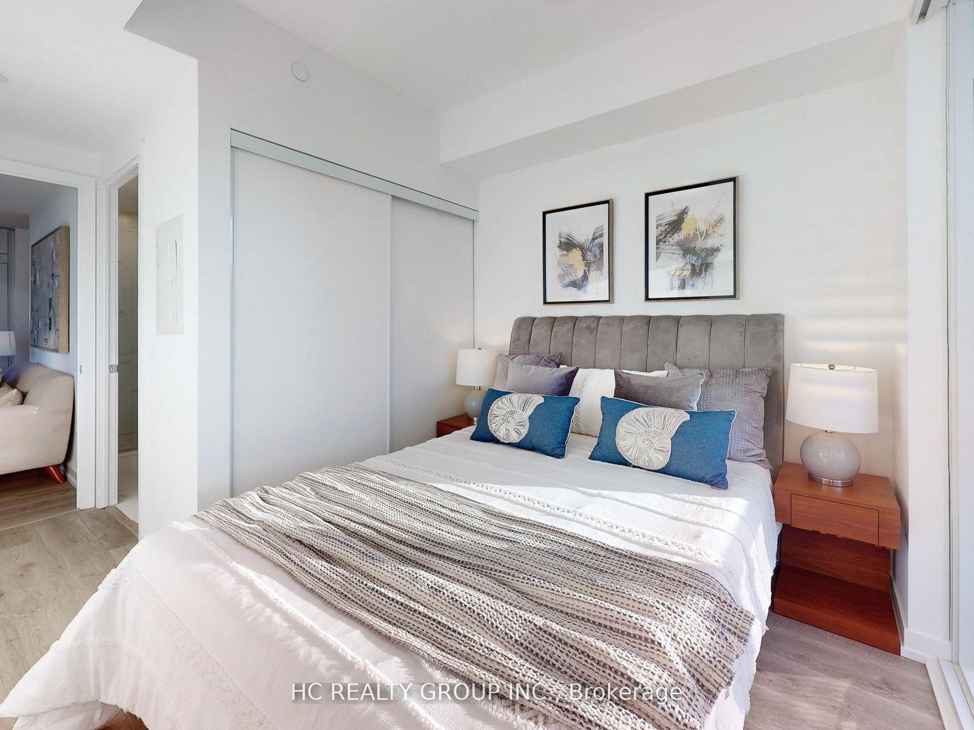 Photo 9 of Unit 6901, 55 Cooper Street, Toronto, Waterfront Communities — HOMEH