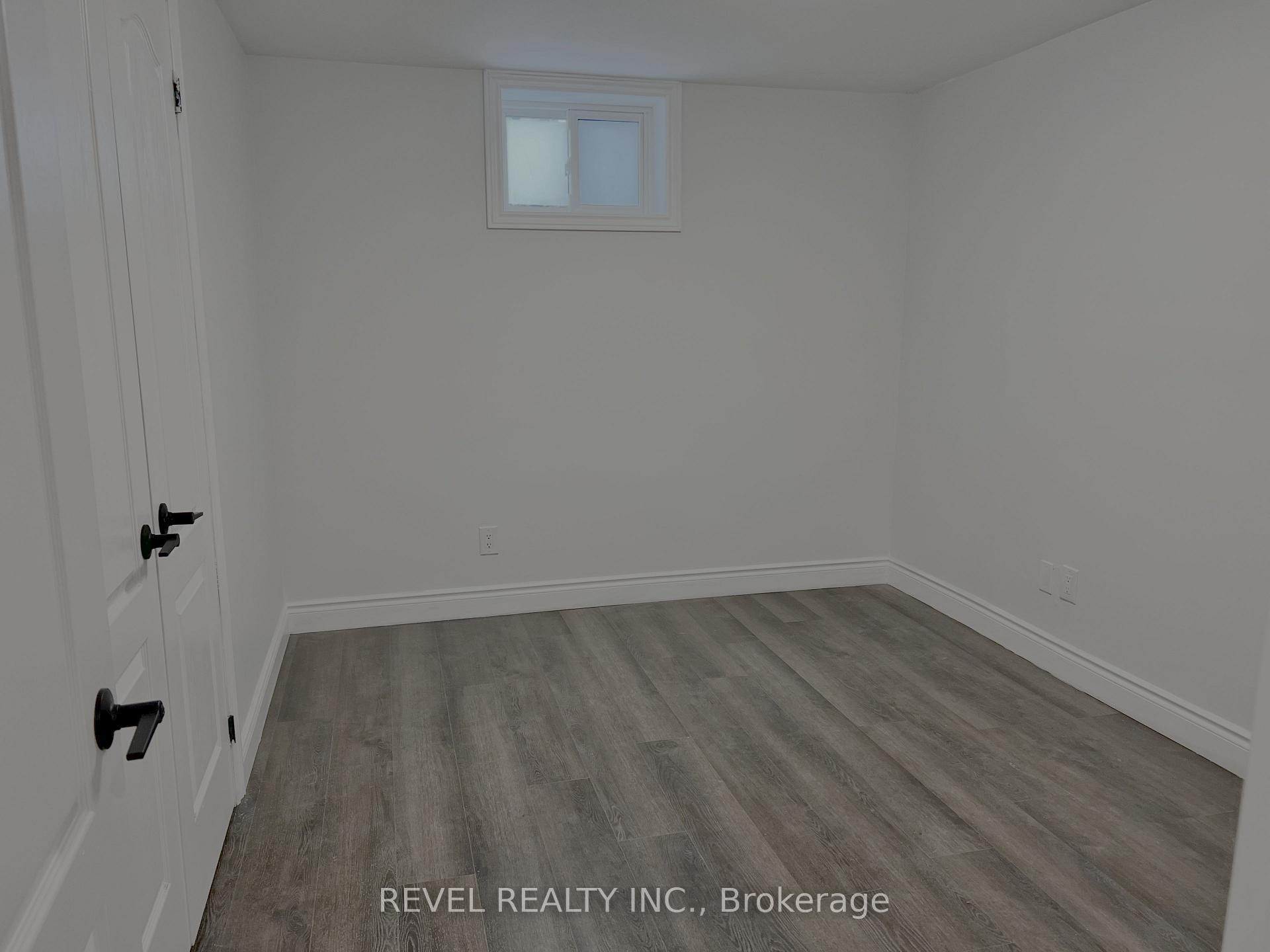 Photo 14 of Unit Lower, 636 Scarlett Road S, Etobicoke, Humber Heights — HOMEH