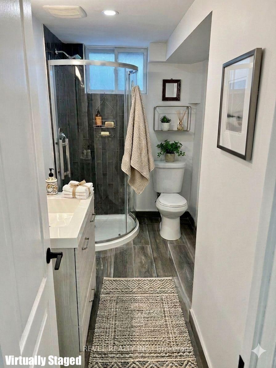 Photo 17 of Unit Lower, 636 Scarlett Road S, Etobicoke, Humber Heights — HOMEH