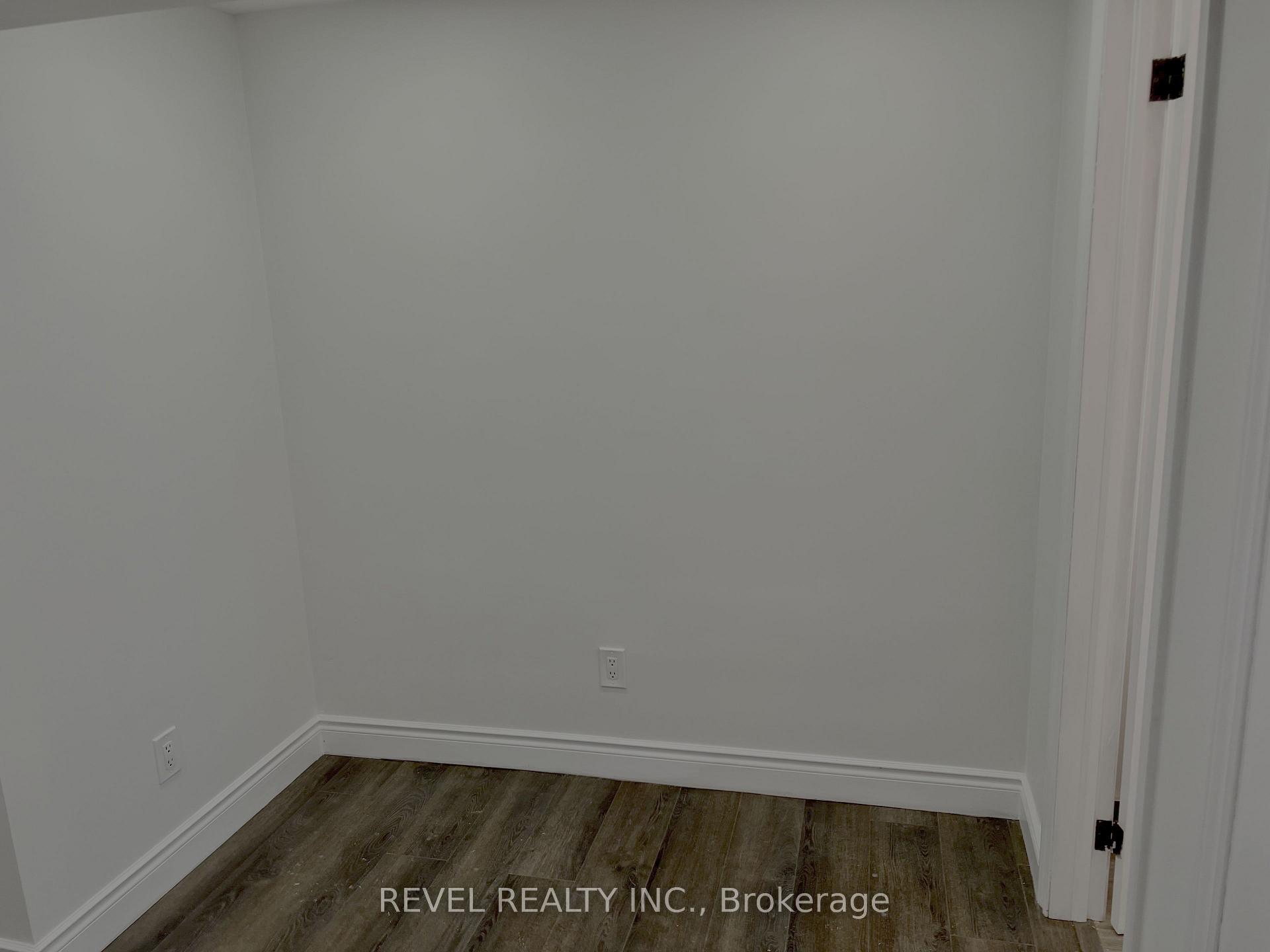 Photo 20 of Unit Lower, 636 Scarlett Road S, Etobicoke, Humber Heights — HOMEH