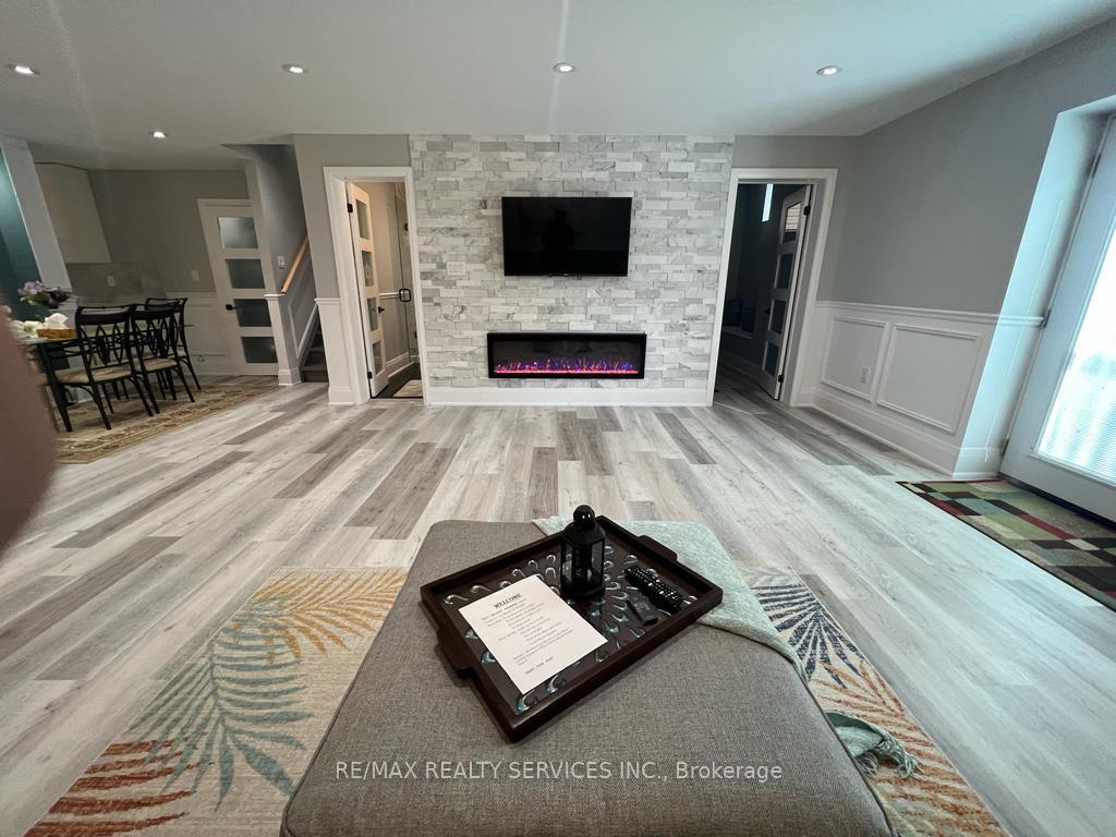 Photo 5 of Unit Bsmt, 20 Malaspina Close, Brampton, Bram West — HOMEH
