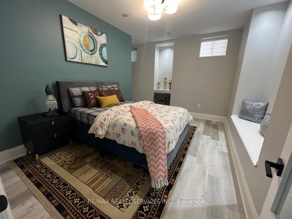 Photo 9 of Unit Bsmt, 20 Malaspina Close, Brampton, Bram West — HOMEH