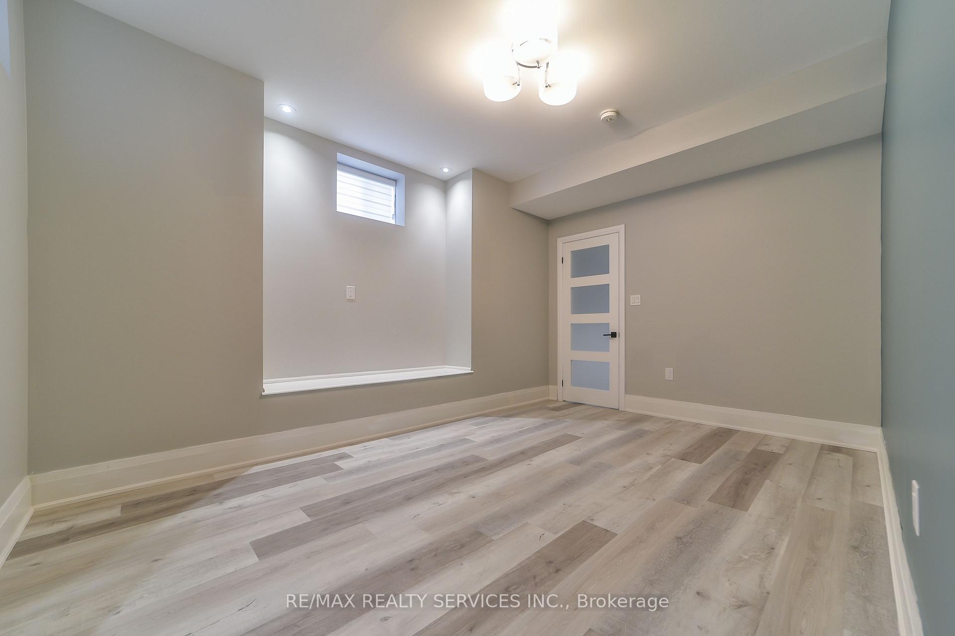 Photo 34 of Unit Bsmt, 20 Malaspina Close, Brampton, Bram West — HOMEH