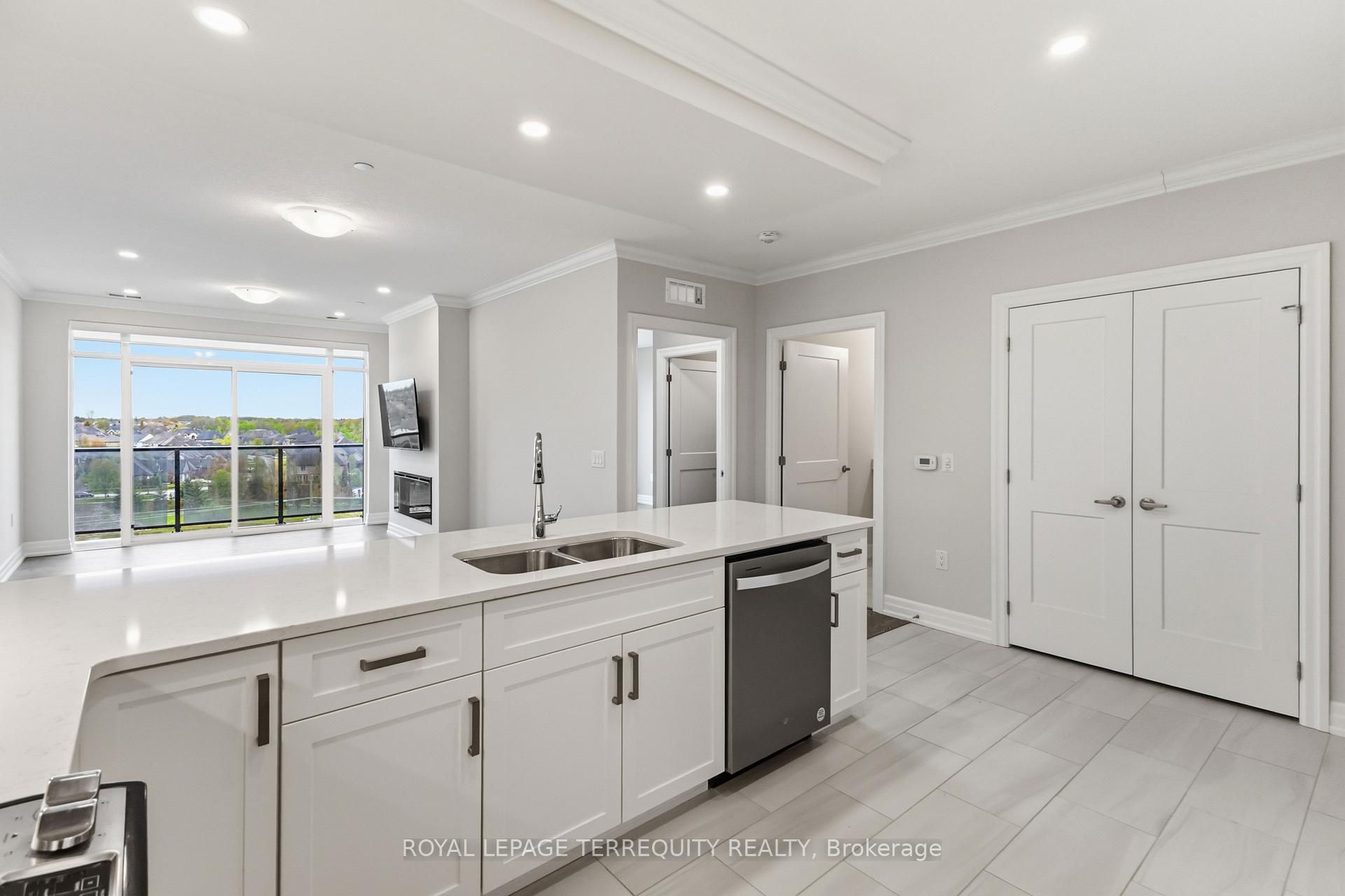 Photo 13 of Unit 603, 480 Callaway Road, London, North R — HOMEH