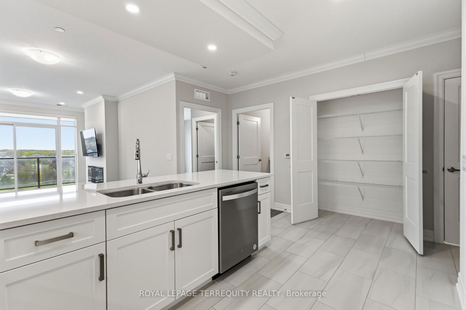 Photo 17 of Unit 603, 480 Callaway Road, London, North R — HOMEH