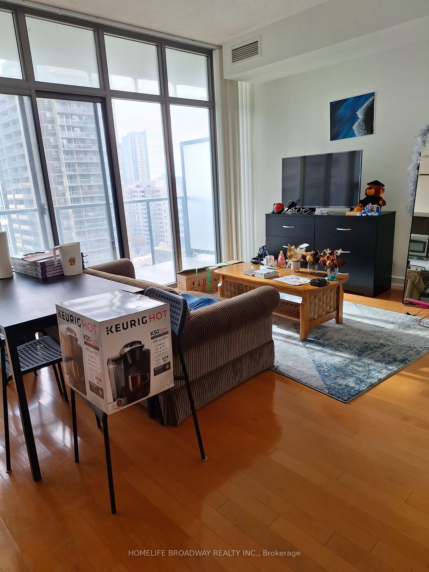 Photo 2 of Unit 1402, 33 Charles Street E, Toronto, Church-Yonge Corridor — HOMEH