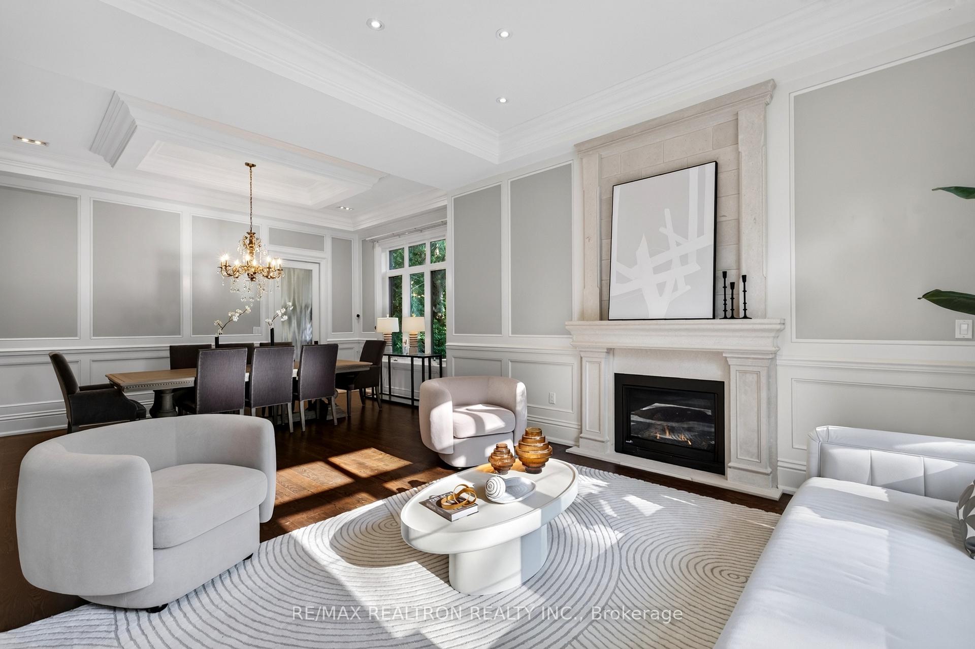 Photo 4 of 5 Lloydminster Crescent, North York, Newtonbrook East — HOMEH
