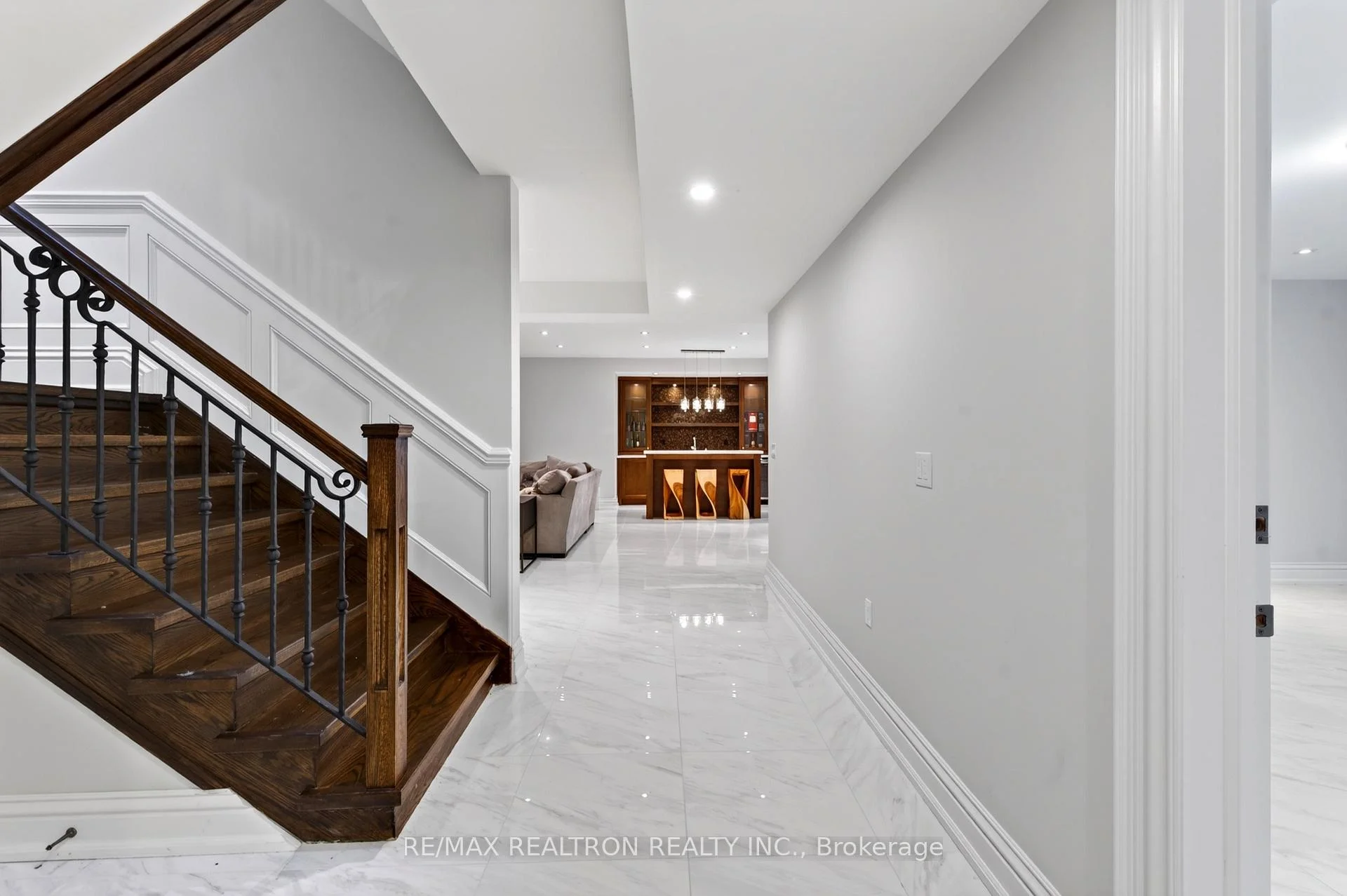 Photo 34 of 5 Lloydminster Crescent, North York, Newtonbrook East — HOMEH