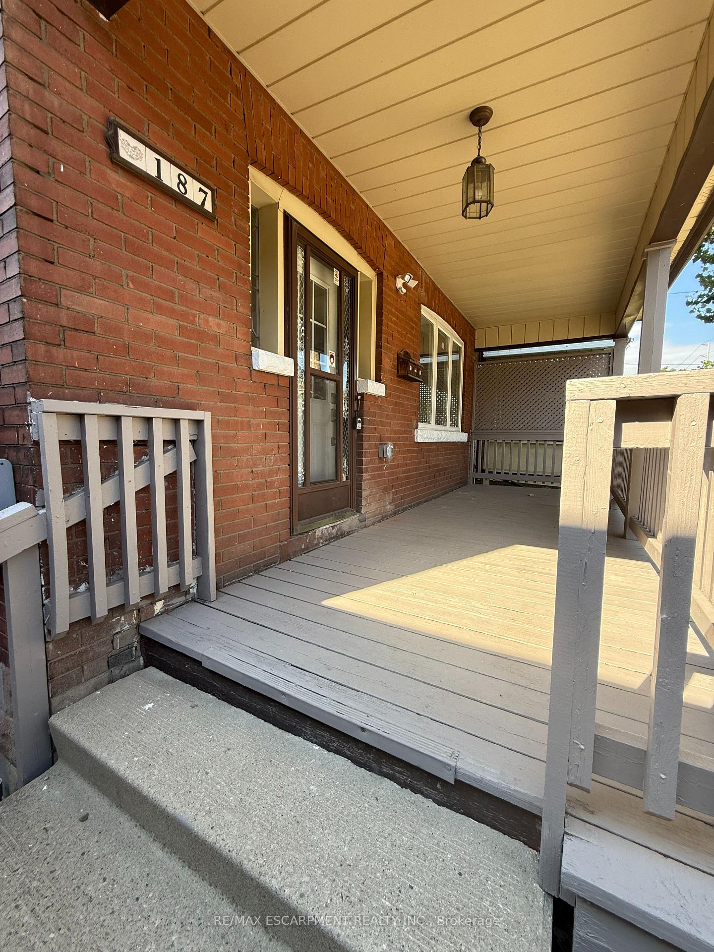 Photo 3 of Unit Main, 187 Stirton Street, Hamilton, Gibson — HOMEH