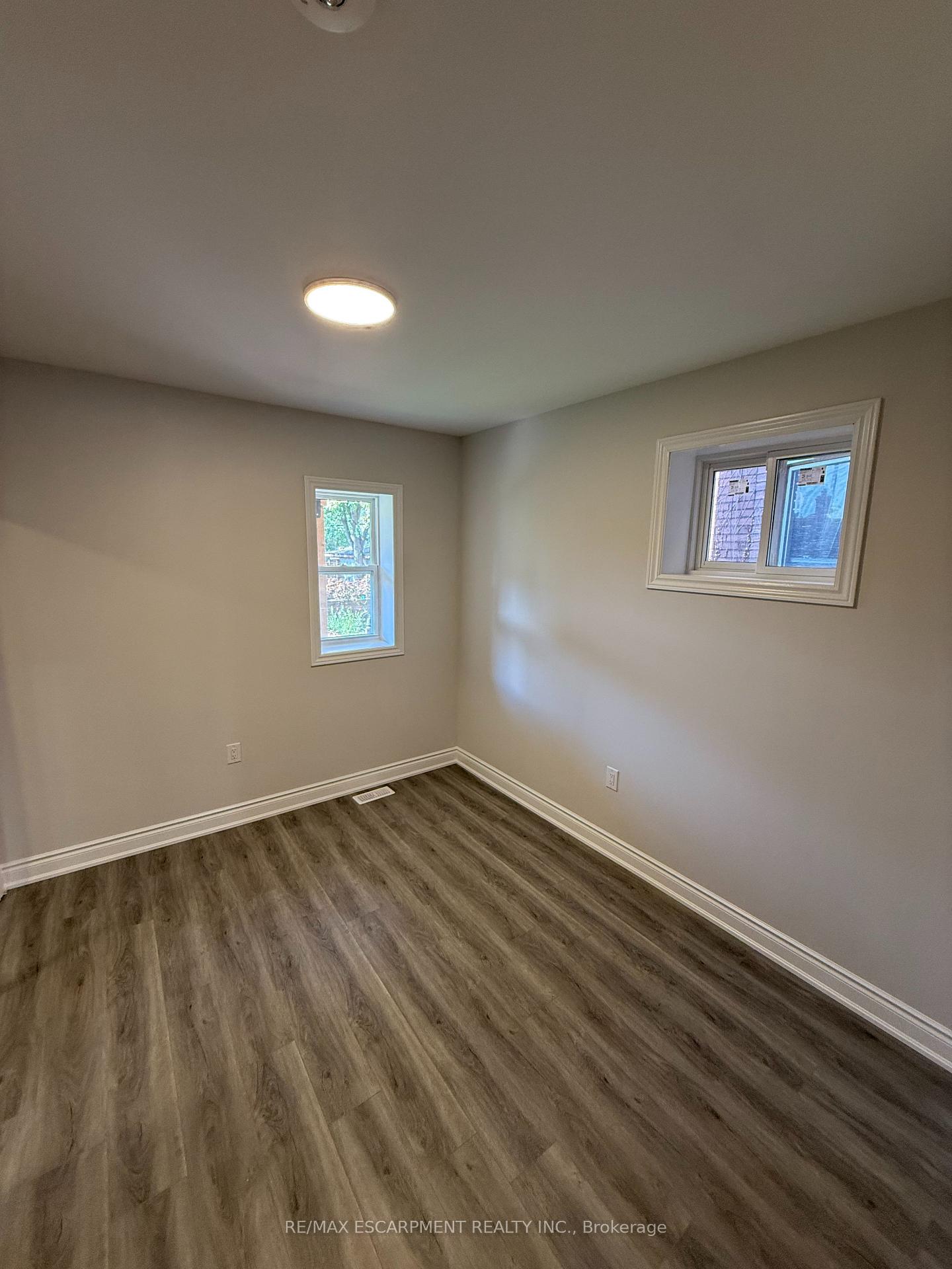 Photo 8 of Unit Main, 187 Stirton Street, Hamilton, Gibson — HOMEH