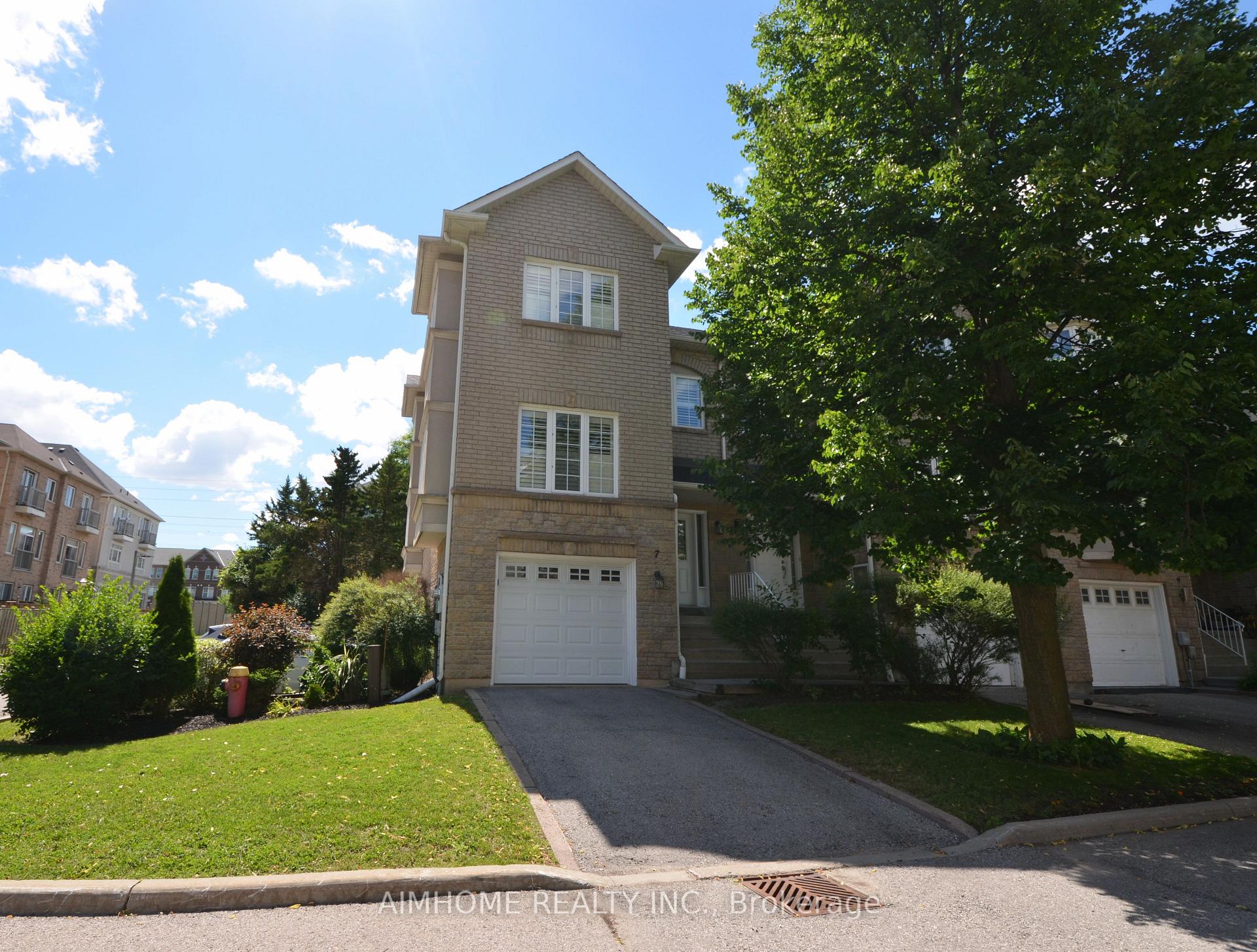 Photo 1 of Unit 7, 10719 Bathurst Street, Richmond Hill, Mill Pond — HOMEH