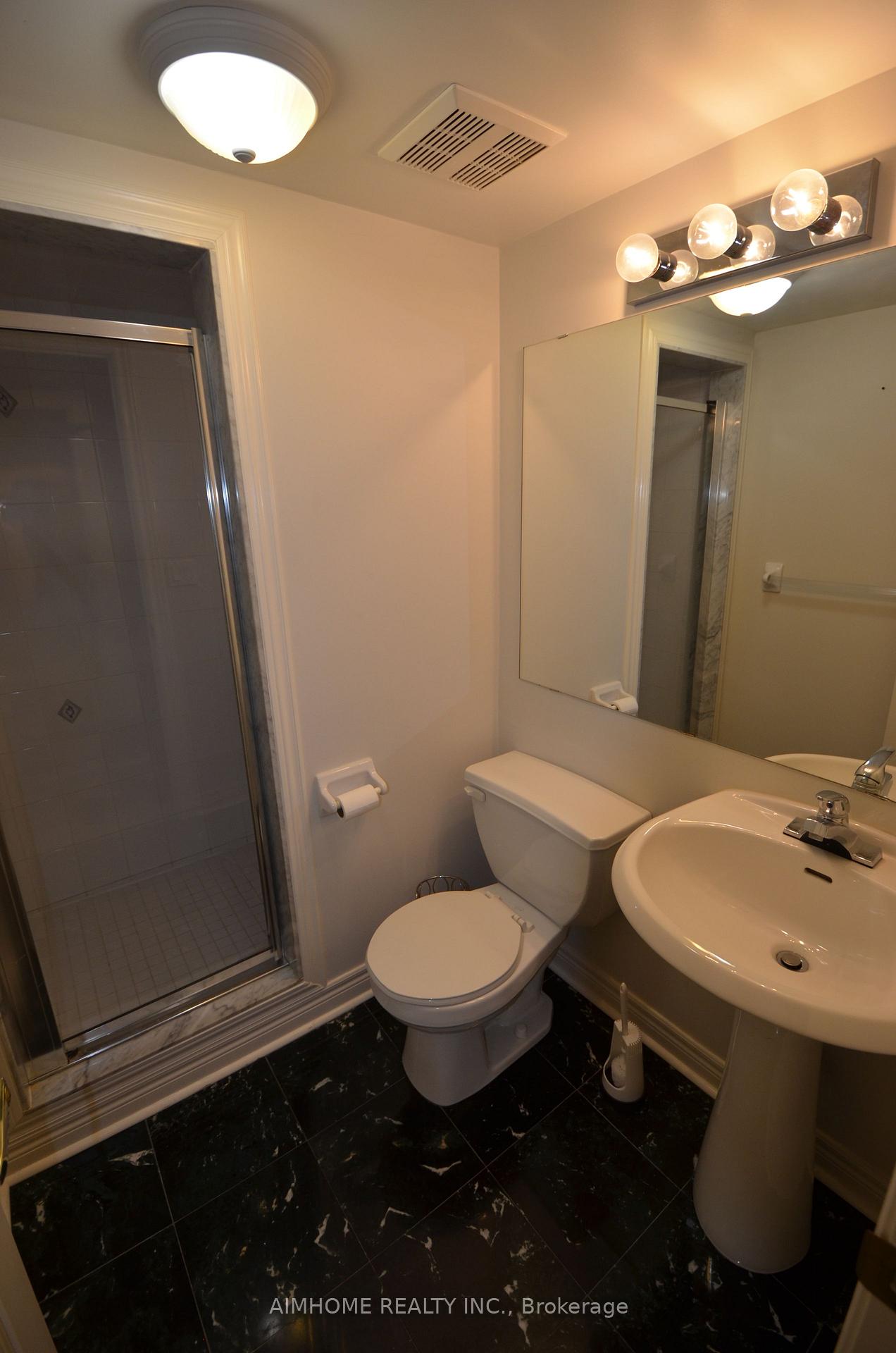 Photo 3 of Unit 7, 10719 Bathurst Street, Richmond Hill, Mill Pond — HOMEH