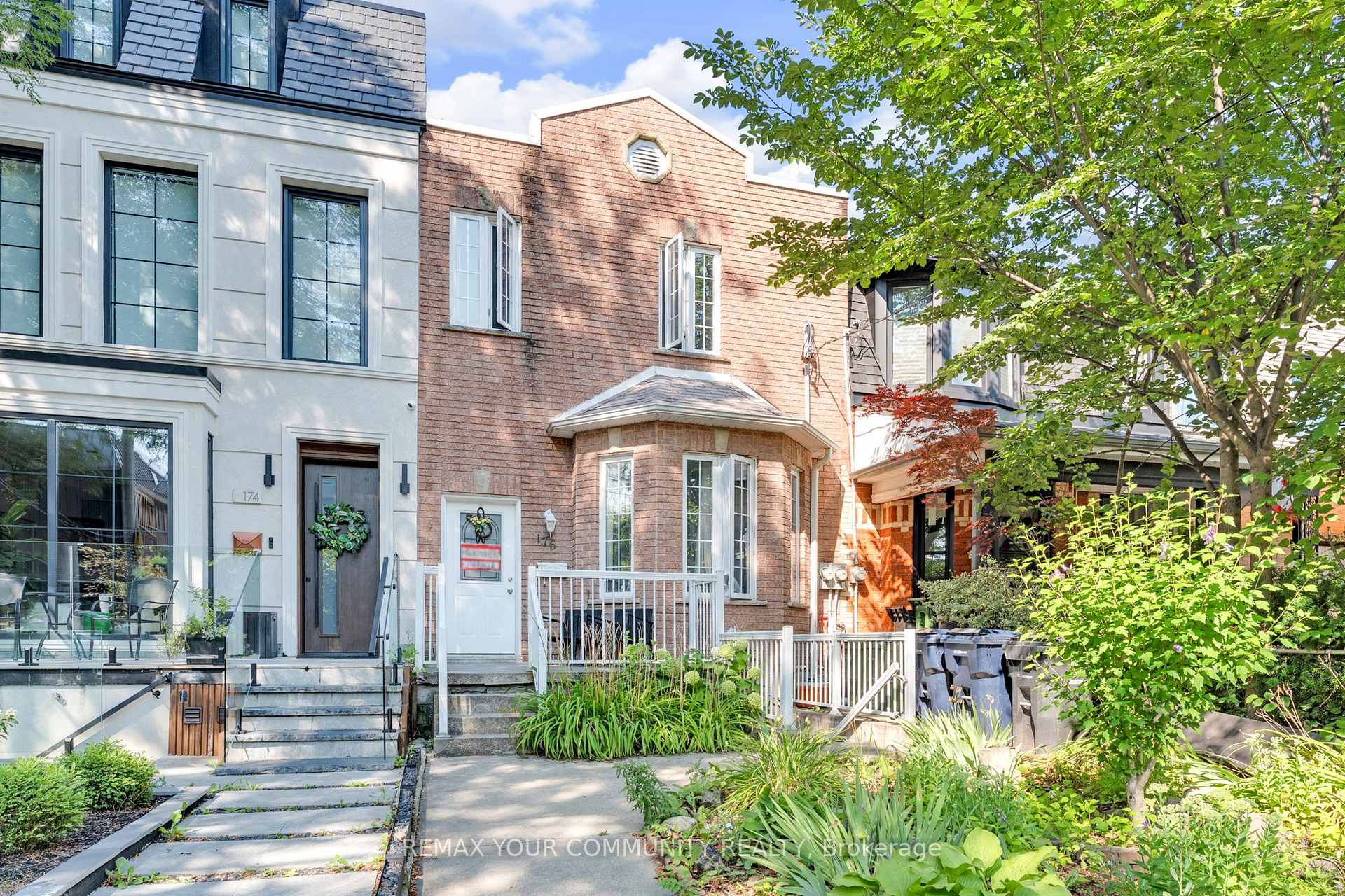 Photo of Unit Bsmt, 176 Lisgar Street W