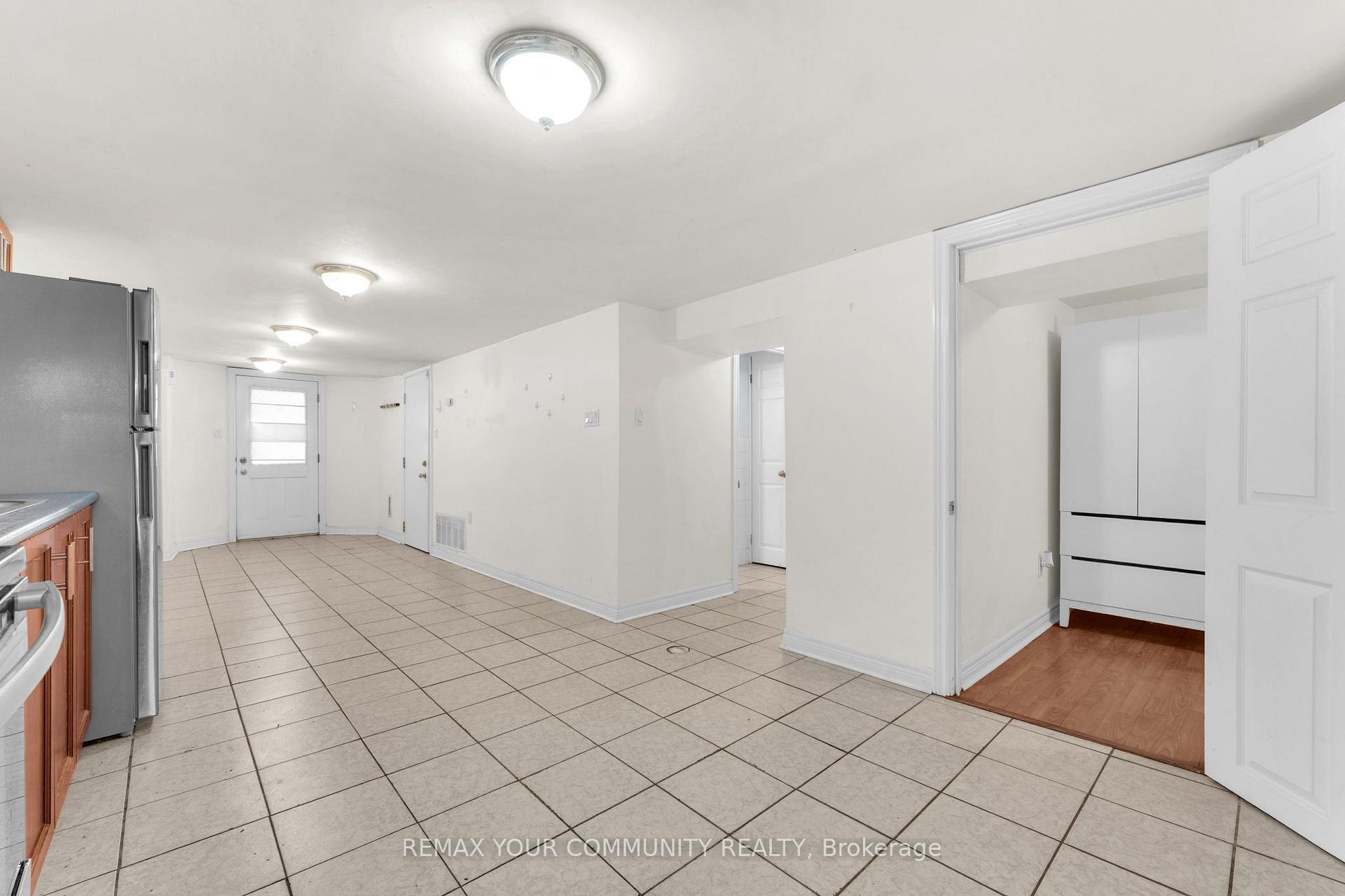 Photo 14 of Unit Bsmt, 176 Lisgar Street W, Toronto, Little Portugal — HOMEH
