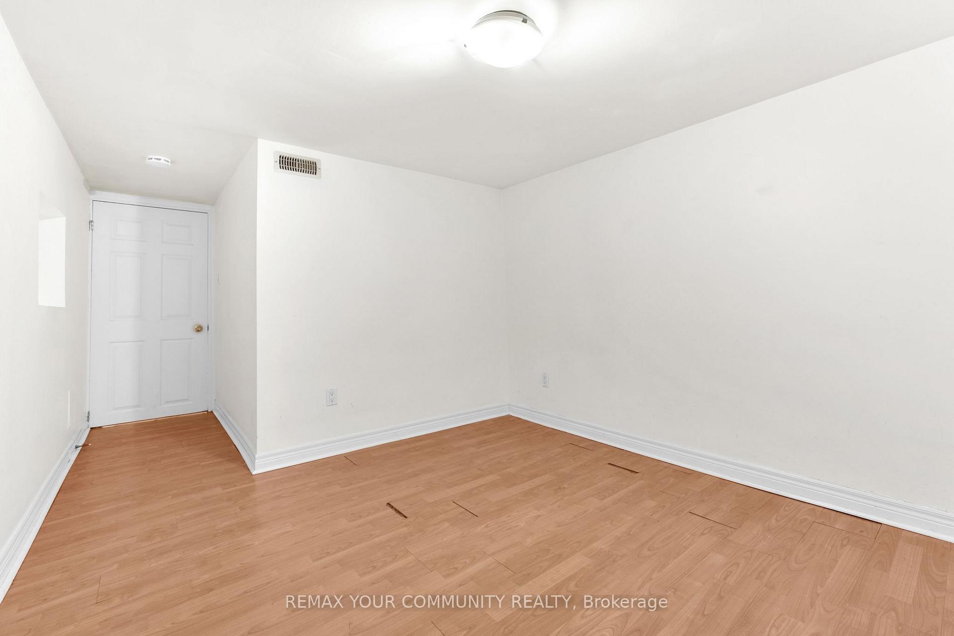 Photo 15 of Unit Bsmt, 176 Lisgar Street W, Toronto, Little Portugal — HOMEH