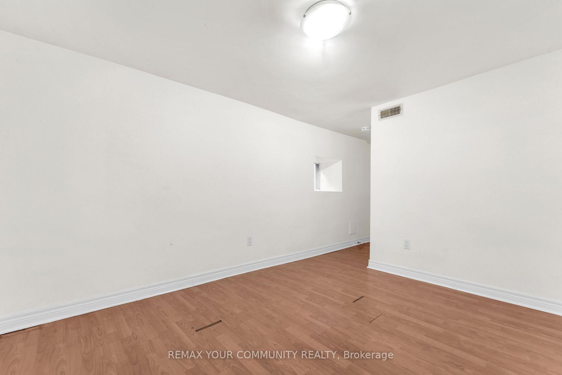 Photo 16 of Unit Bsmt, 176 Lisgar Street W, Toronto, Little Portugal — HOMEH