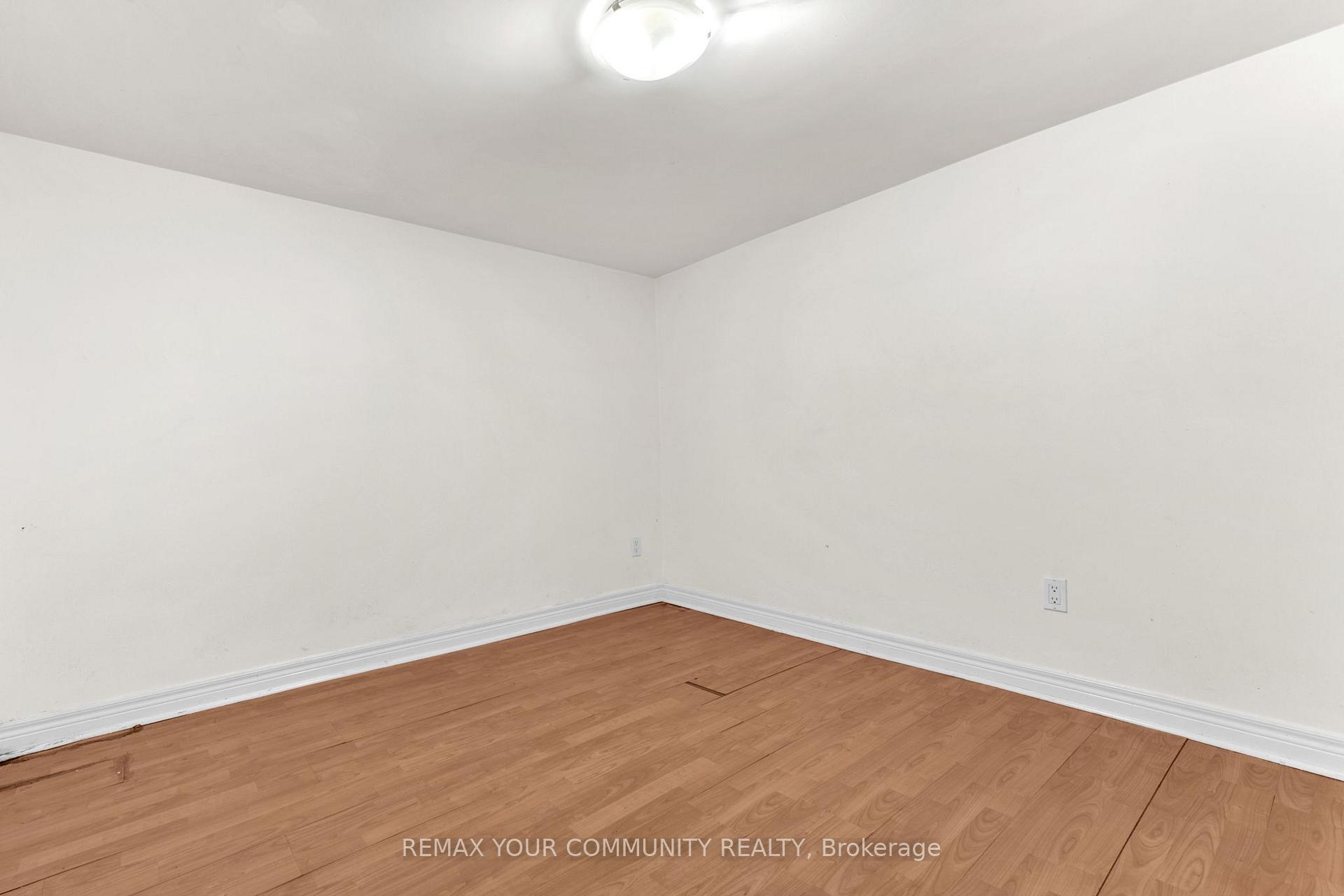 Photo 18 of Unit Bsmt, 176 Lisgar Street W, Toronto, Little Portugal — HOMEH