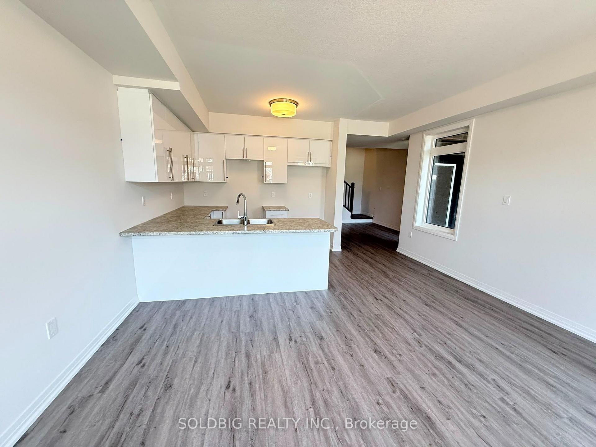 Photo 11 of Unit 81, 313 Conklin Road, Brantford, Empire South — HOMEH