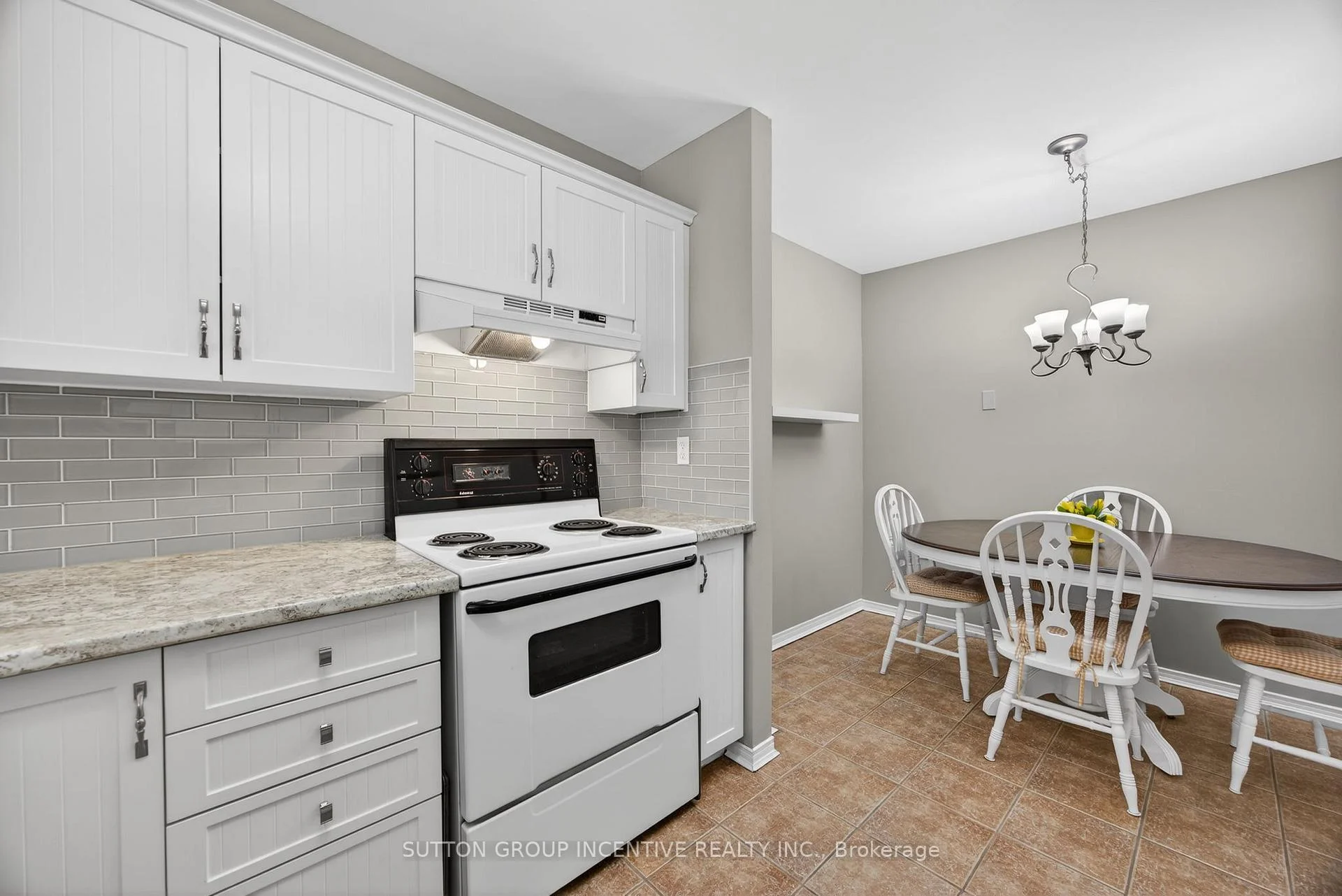 Photo 12 of Unit 403, 40 Museum Drive, Orillia — HOMEH