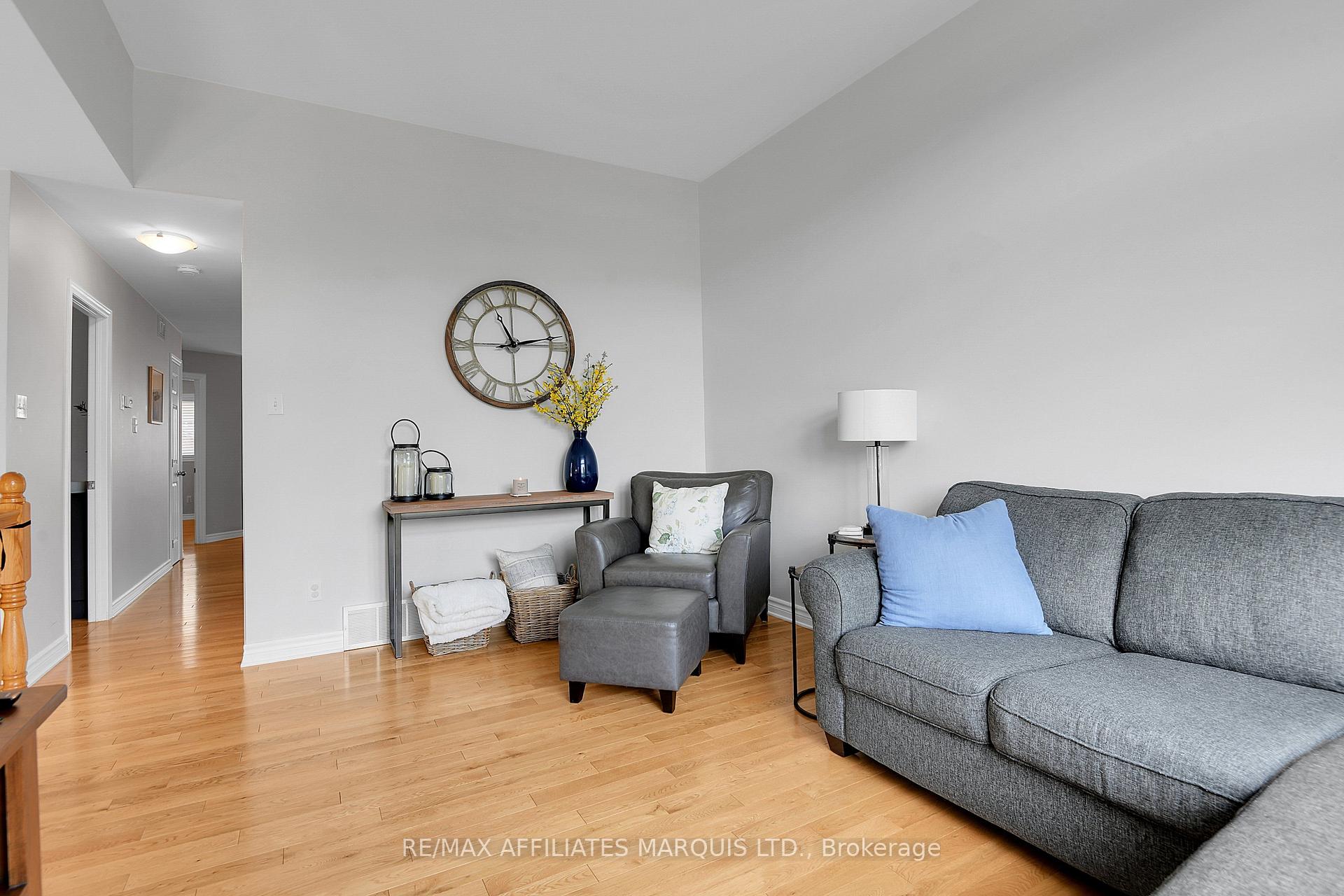 Photo 10 of 3326 Northdale Drive, Cornwall, Cornwall — HOMEH