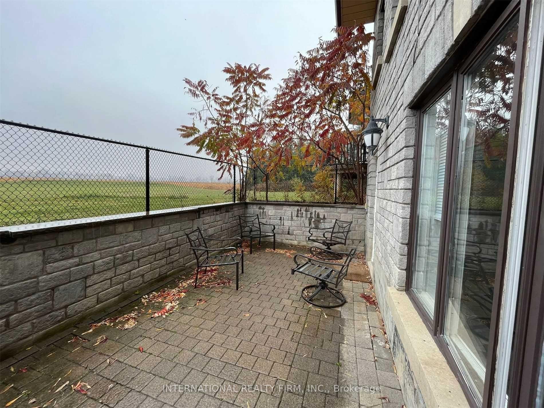 Photo 10 of 6550 Bell School Line, Burlington, Rural Burlington — HOMEH