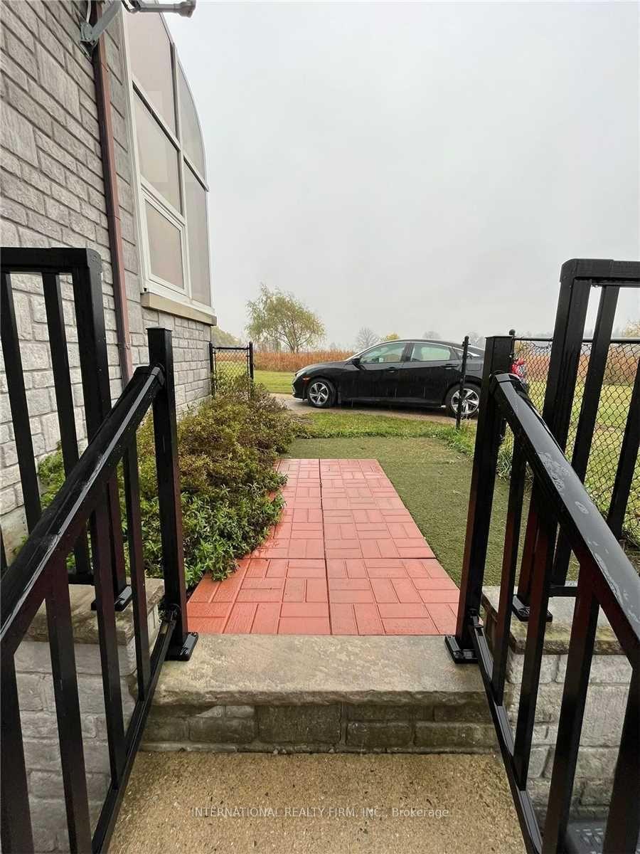 Photo 11 of 6550 Bell School Line, Burlington, Rural Burlington — HOMEH