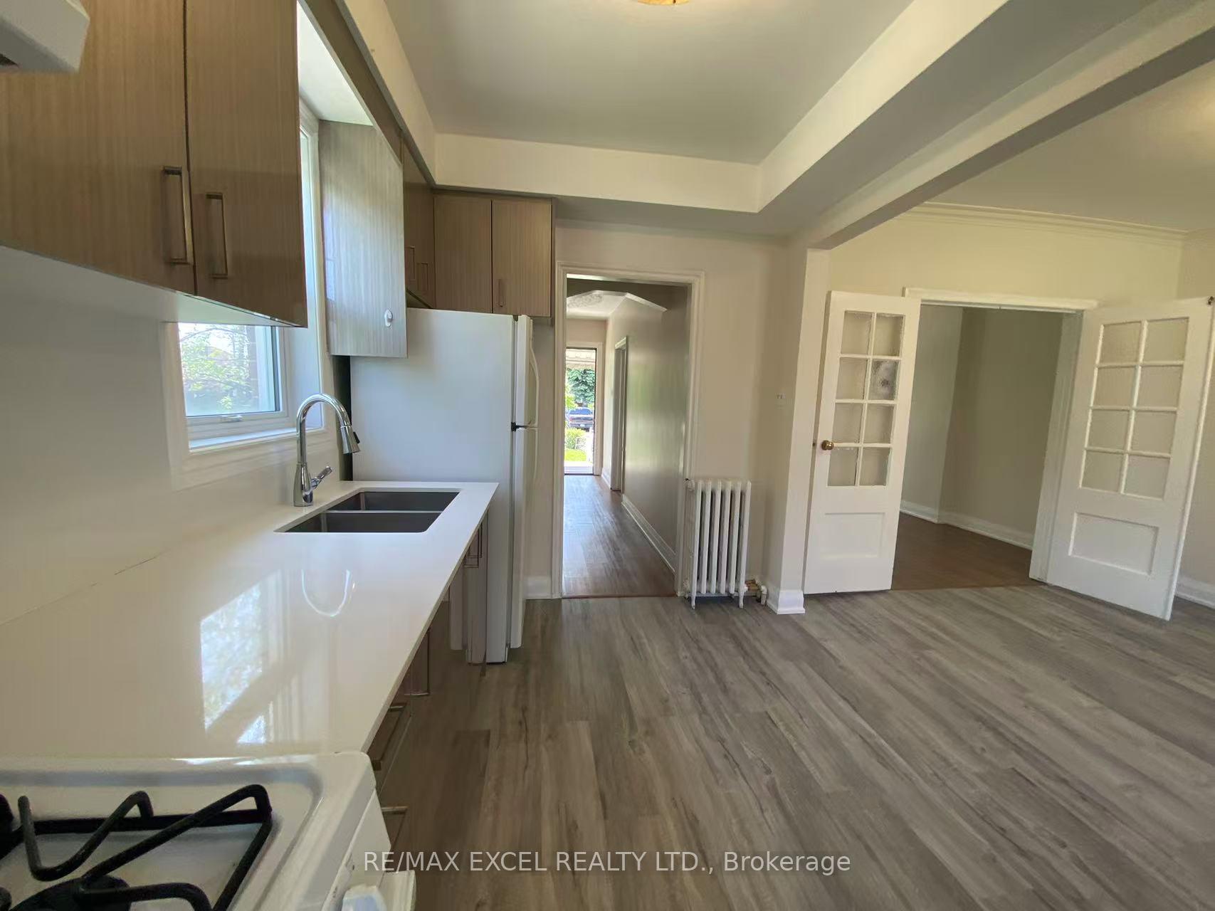Photo 11 of 443 Vaughan Road, Toronto, Oakwood Village — HOMEH
