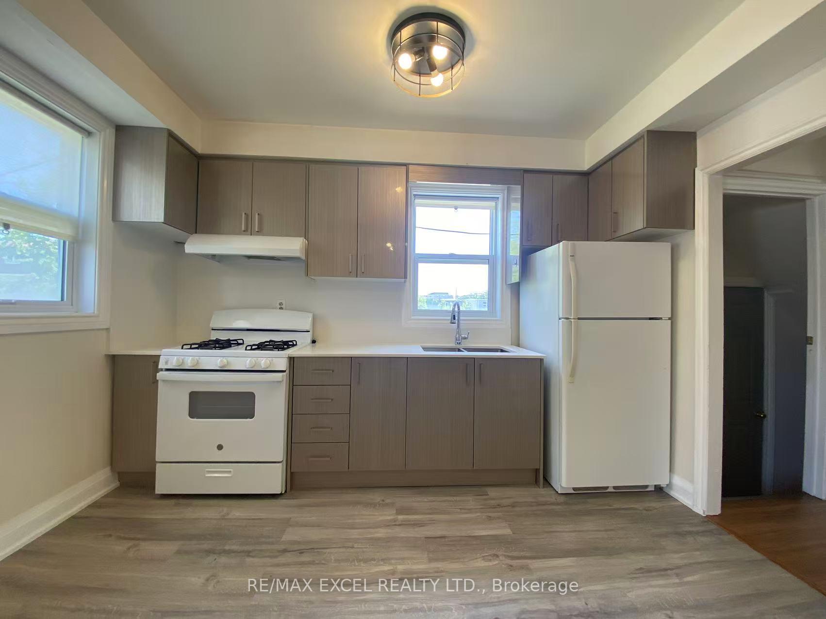 Photo 18 of 443 Vaughan Road, Toronto, Oakwood Village — HOMEH