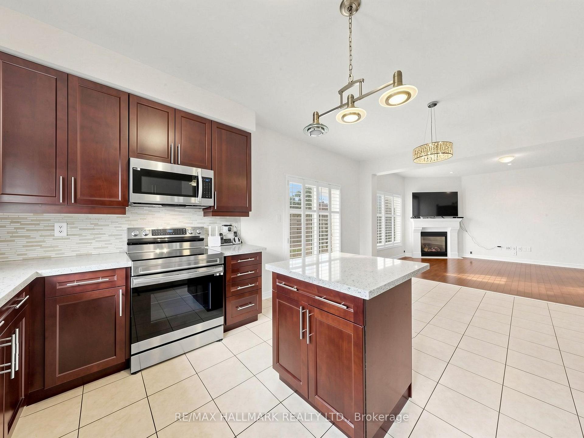Photo 22 of 72 Middlecote Drive, Ajax, Northeast Ajax — HOMEH