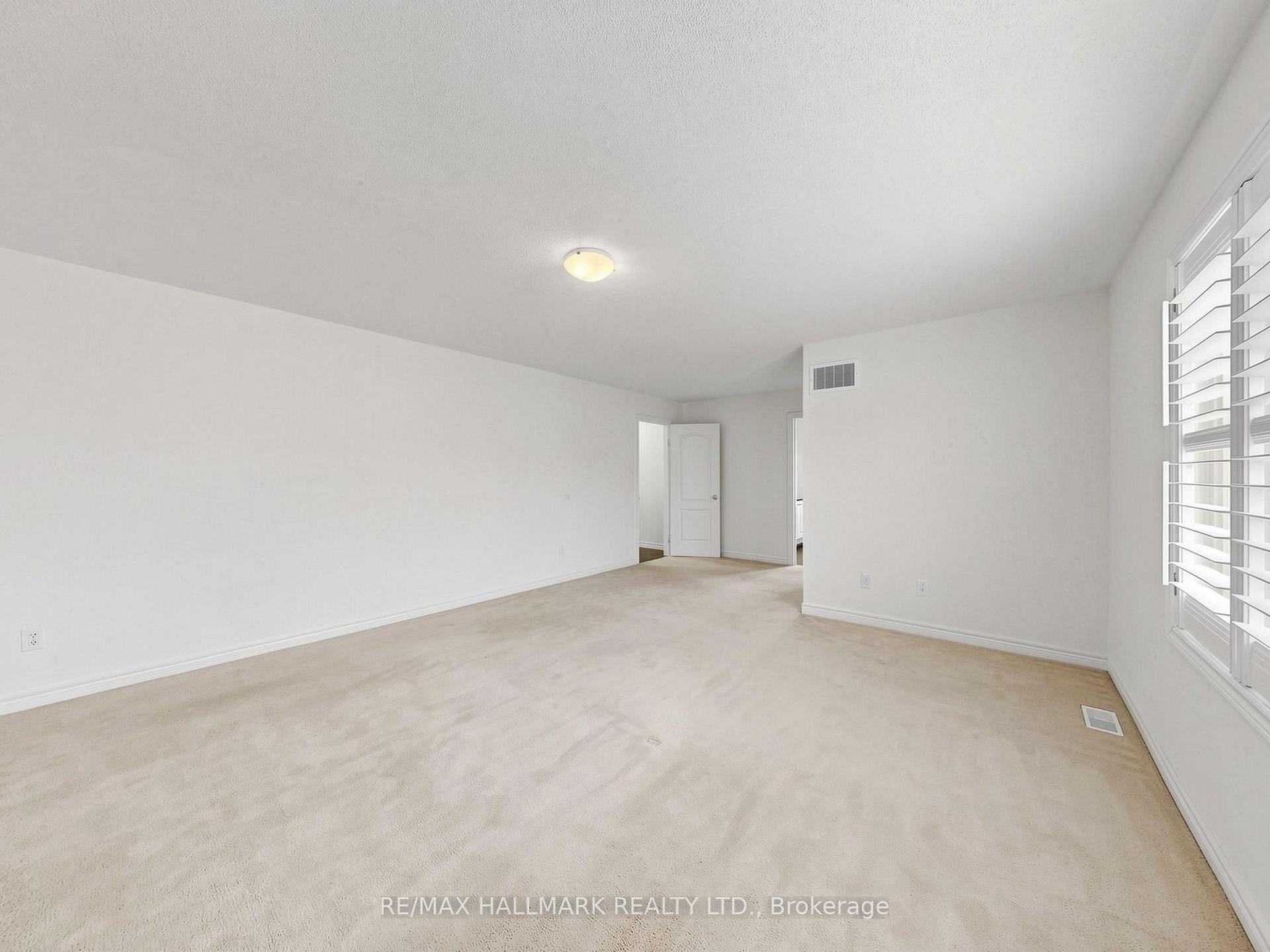 Photo 52 of 72 Middlecote Drive, Ajax, Northeast Ajax — HOMEH
