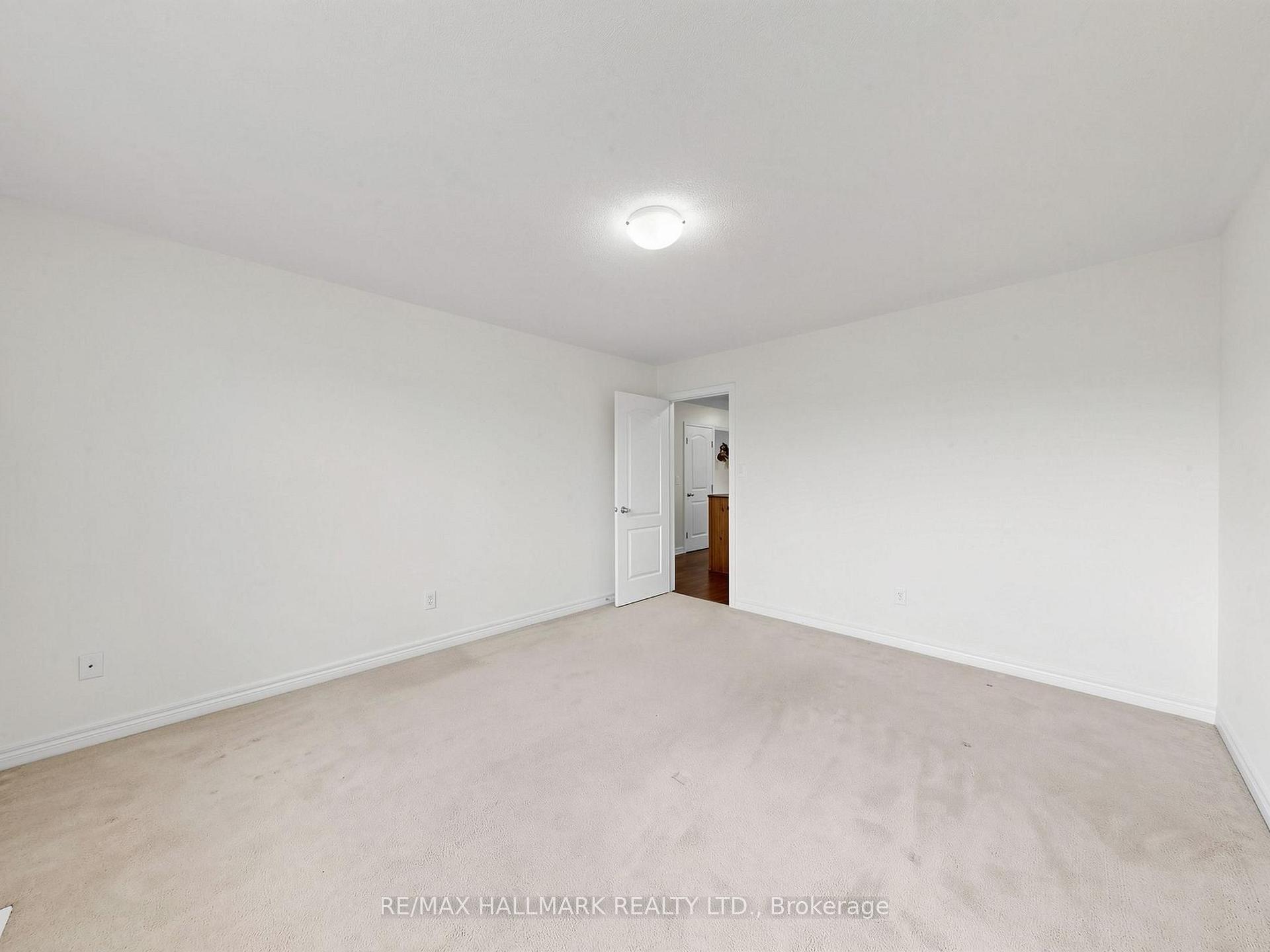 Photo 74 of 72 Middlecote Drive, Ajax, Northeast Ajax — HOMEH