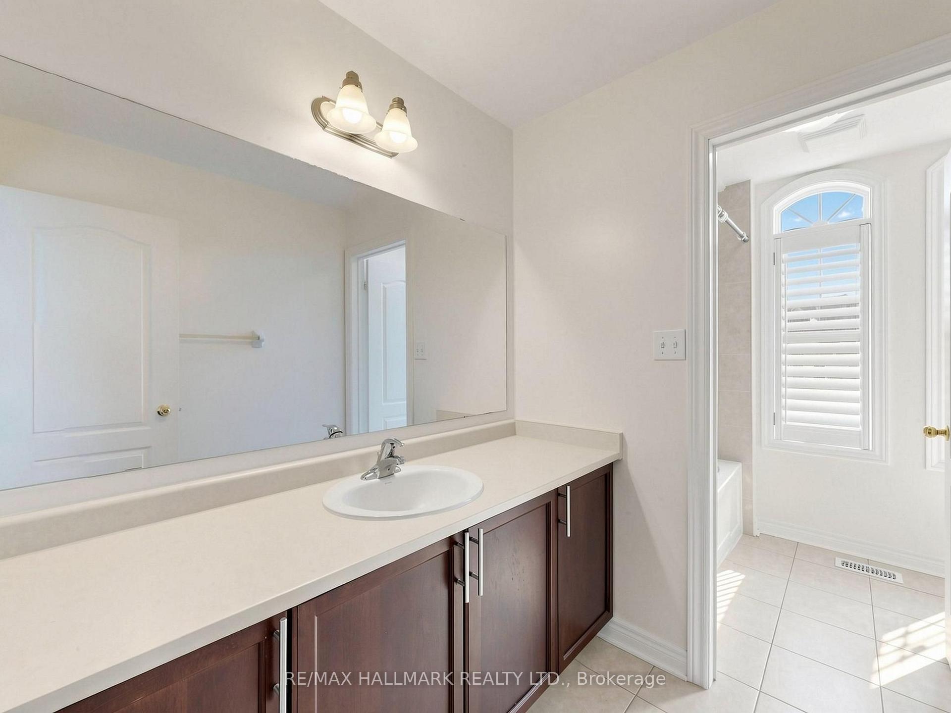 Photo 78 of 72 Middlecote Drive, Ajax, Northeast Ajax — HOMEH