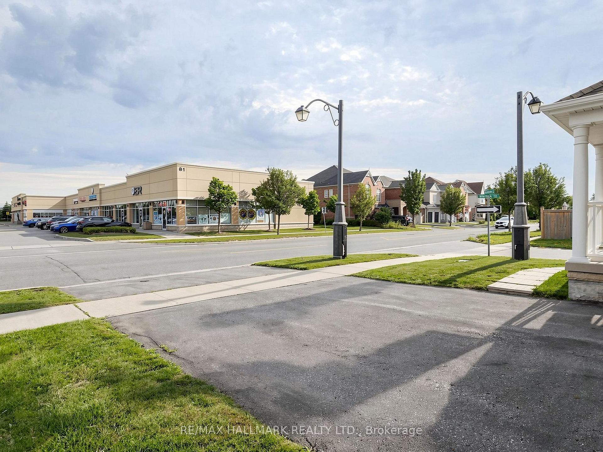 Photo 100 of 72 Middlecote Drive, Ajax, Northeast Ajax — HOMEH