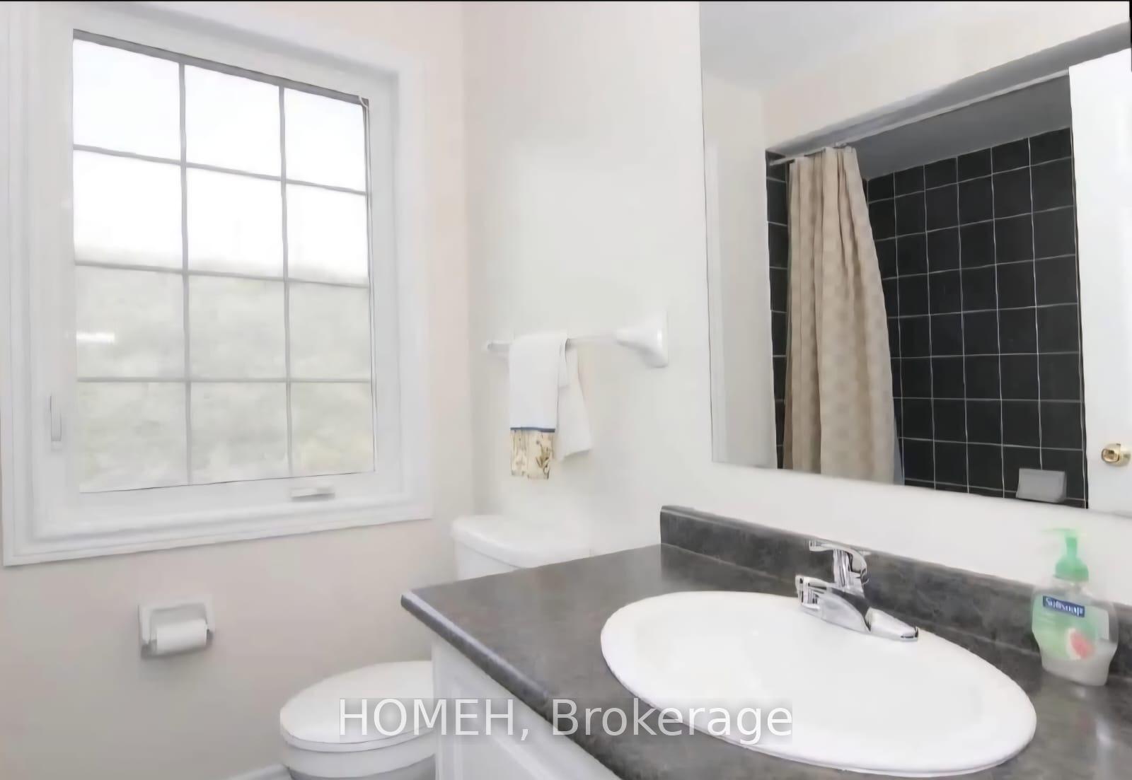 Photo 7 of Unit Upper level, 70 Evanwood Crescent, Brampton, Credit Valley — HOMEH