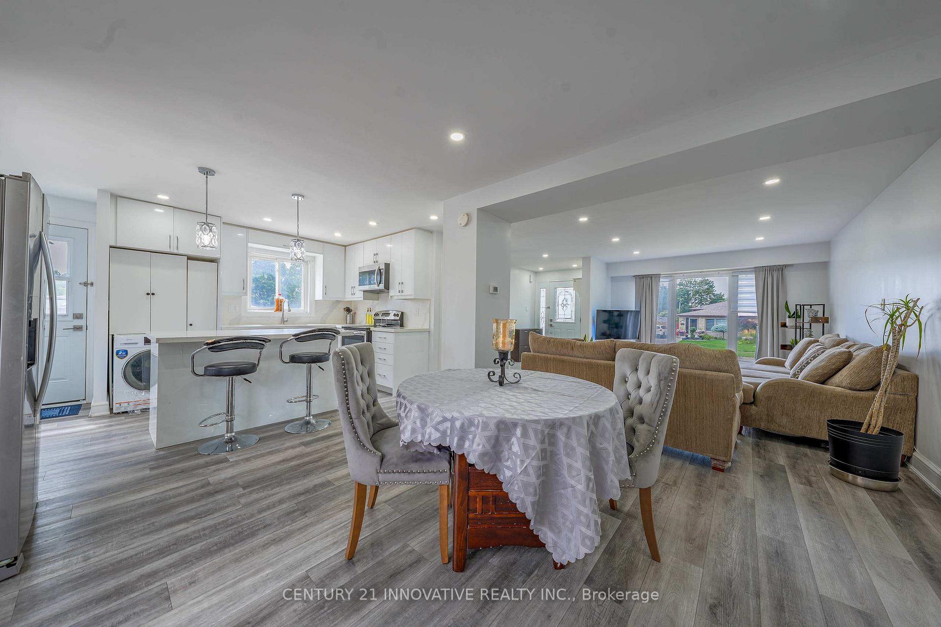 Photo 4 of 13 Dorset Drive, Brampton, Southgate — HOMEH
