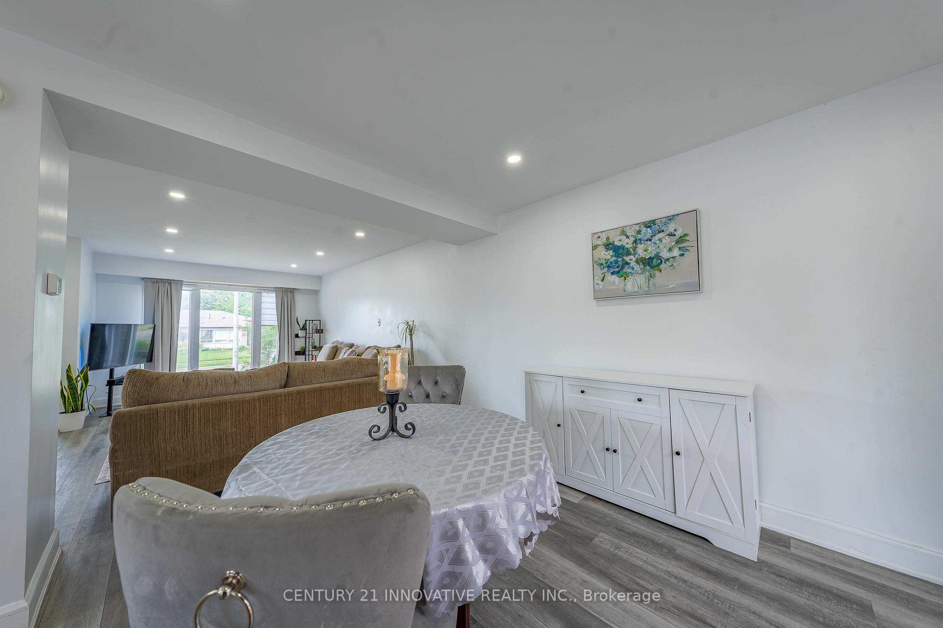 Photo 5 of 13 Dorset Drive, Brampton, Southgate — HOMEH