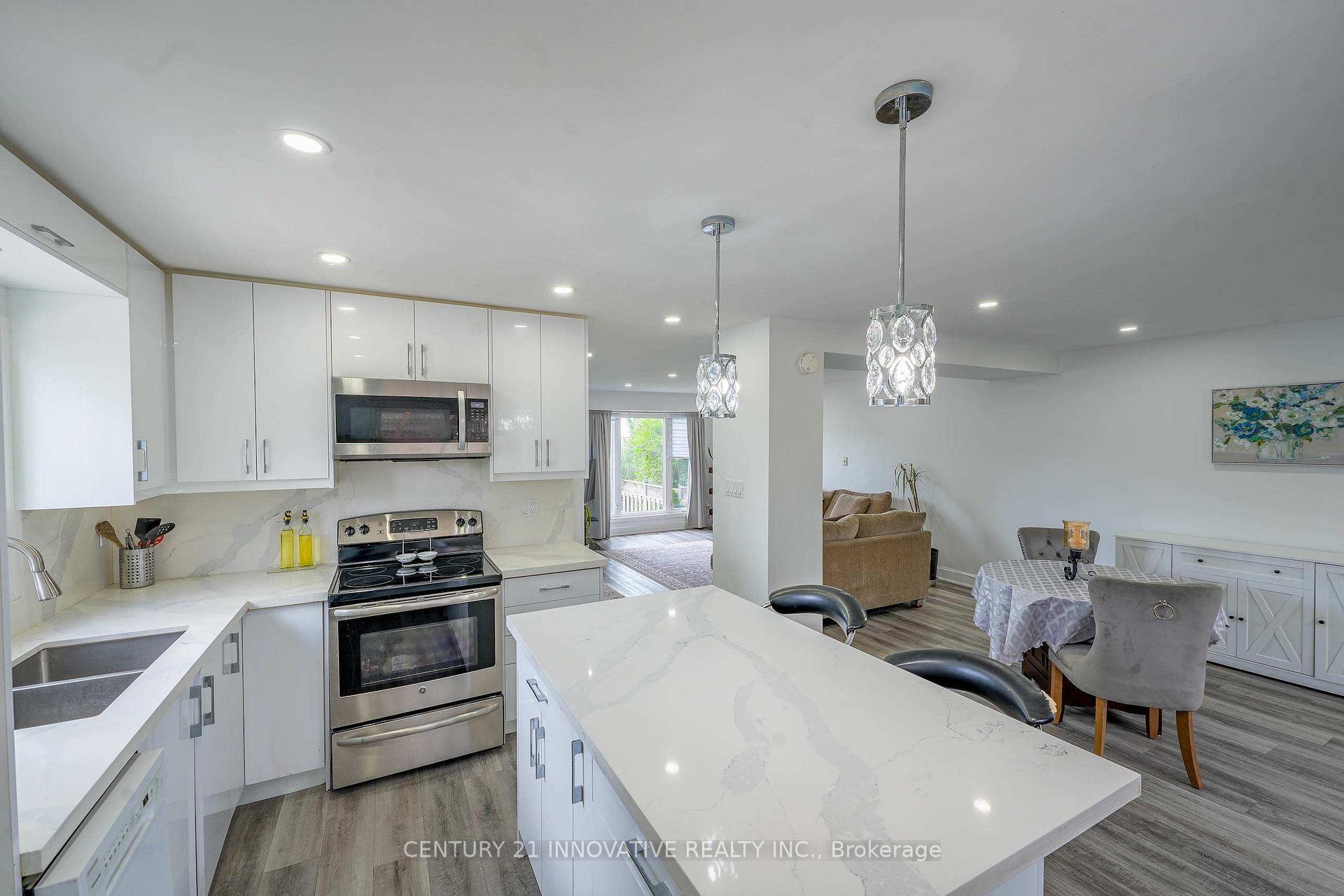 Photo 12 of 13 Dorset Drive, Brampton, Southgate — HOMEH