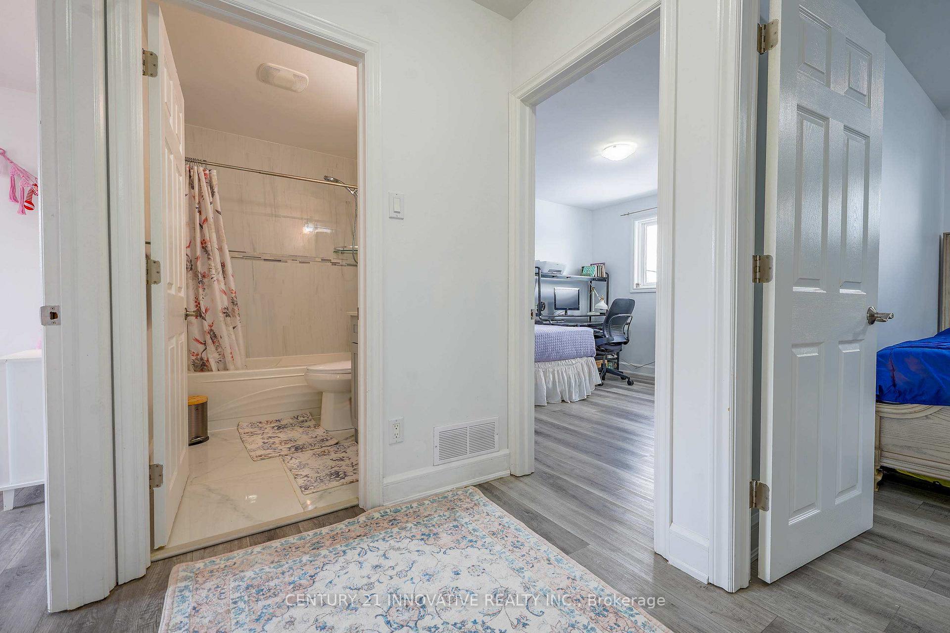 Photo 14 of 13 Dorset Drive, Brampton, Southgate — HOMEH