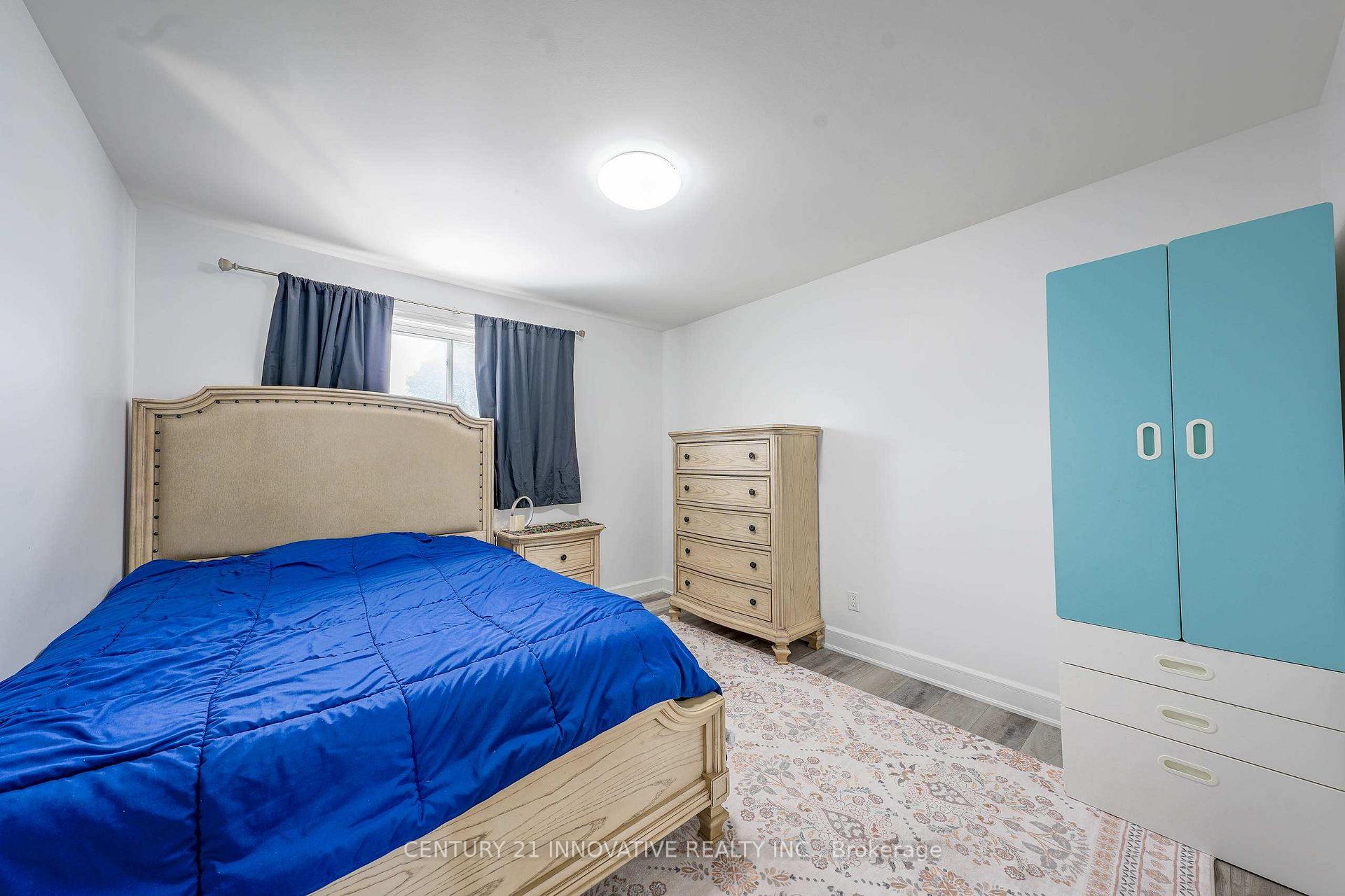 Photo 23 of 13 Dorset Drive, Brampton, Southgate — HOMEH