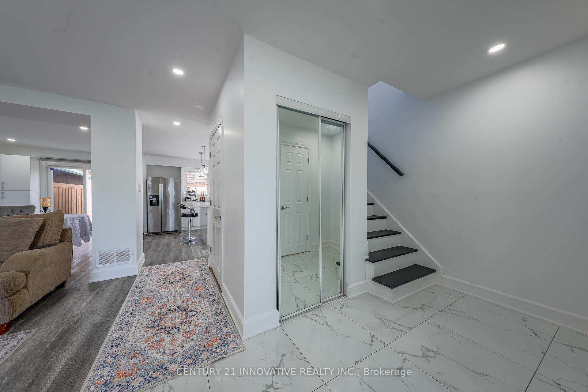 Photo 25 of 13 Dorset Drive, Brampton, Southgate — HOMEH