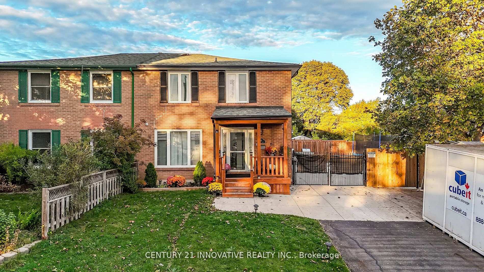 Photo 3 of 13 Dorset Drive, Brampton, Southgate — HOMEH