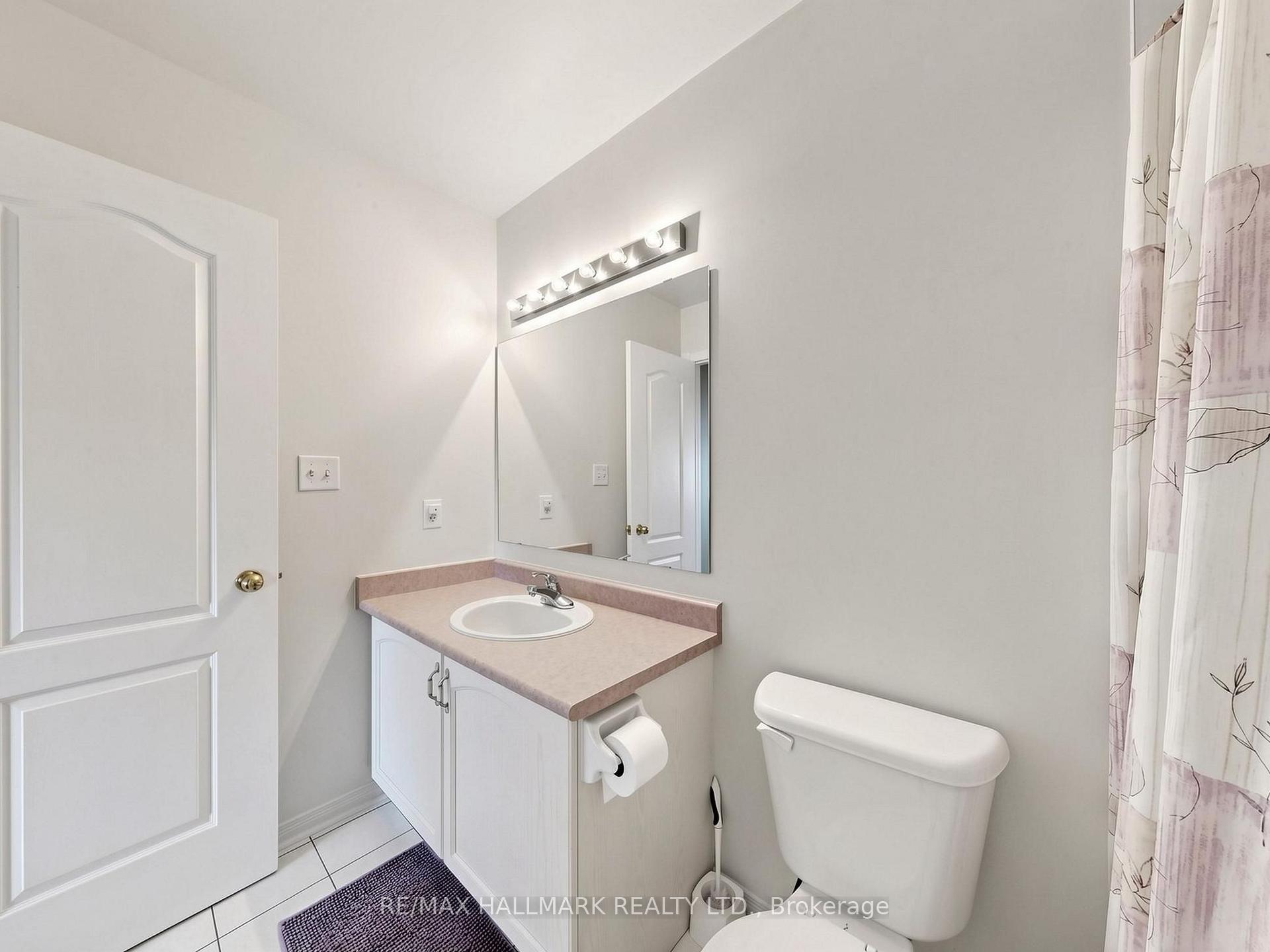 Photo 27 of 44 Crittenden Drive, Georgina, Keswick South — HOMEH