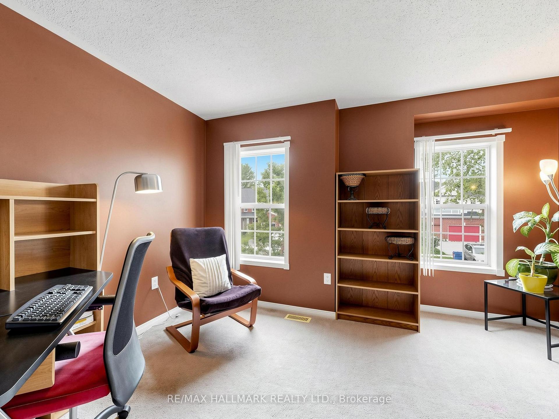 Photo 36 of 44 Crittenden Drive, Georgina, Keswick South — HOMEH