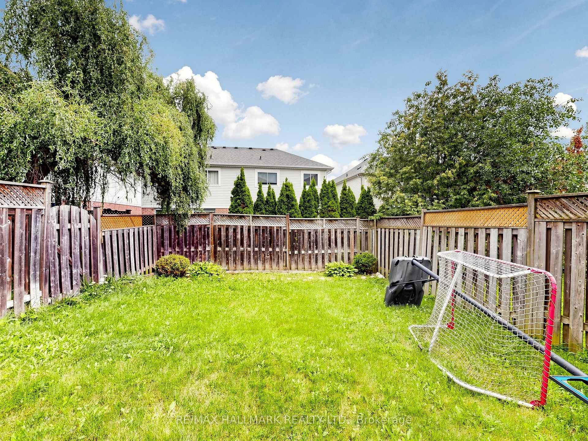 Photo 47 of 44 Crittenden Drive, Georgina, Keswick South — HOMEH