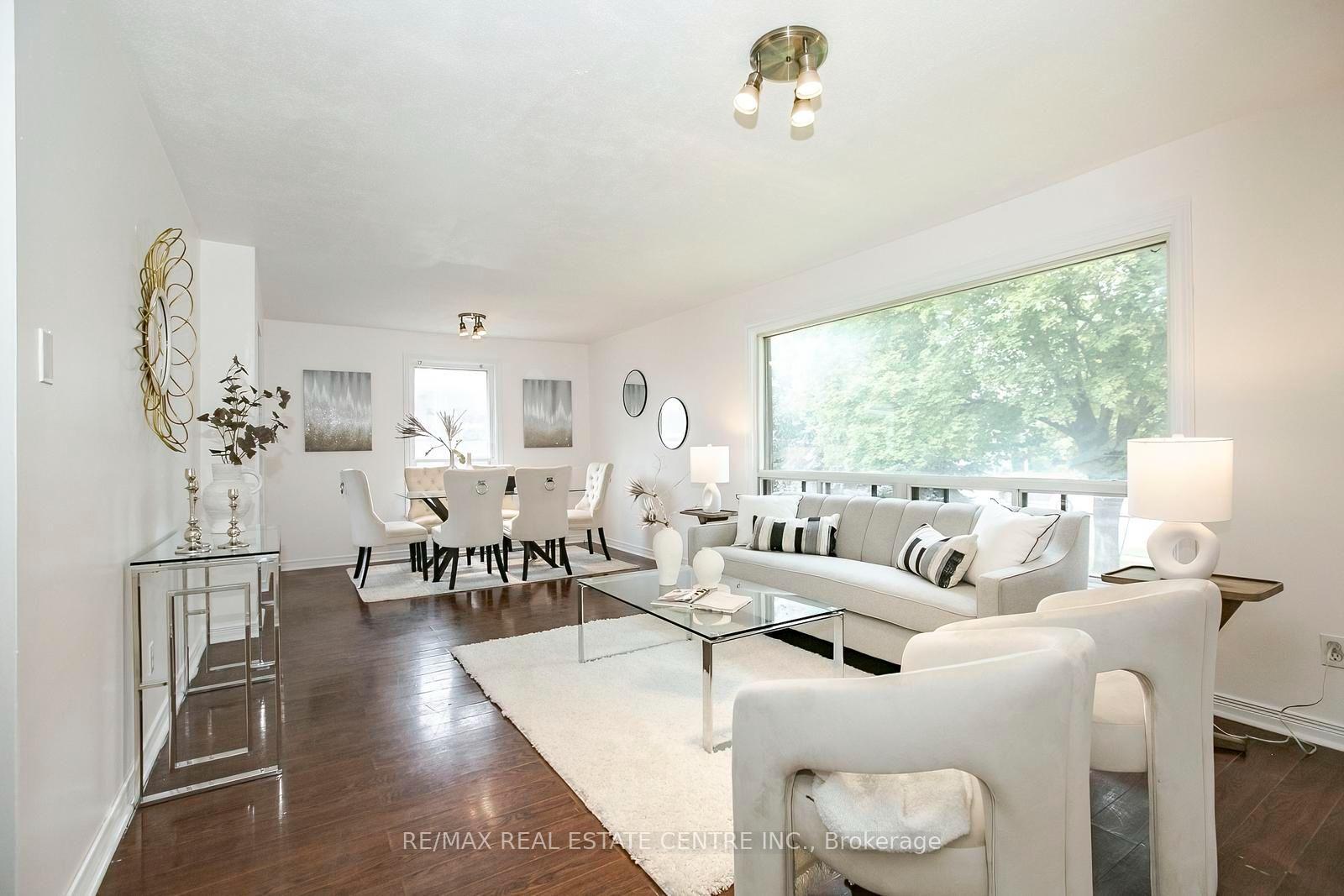 Photo 8 of 16 McLaughlin Road N, Brampton, Northwood Park — HOMEH