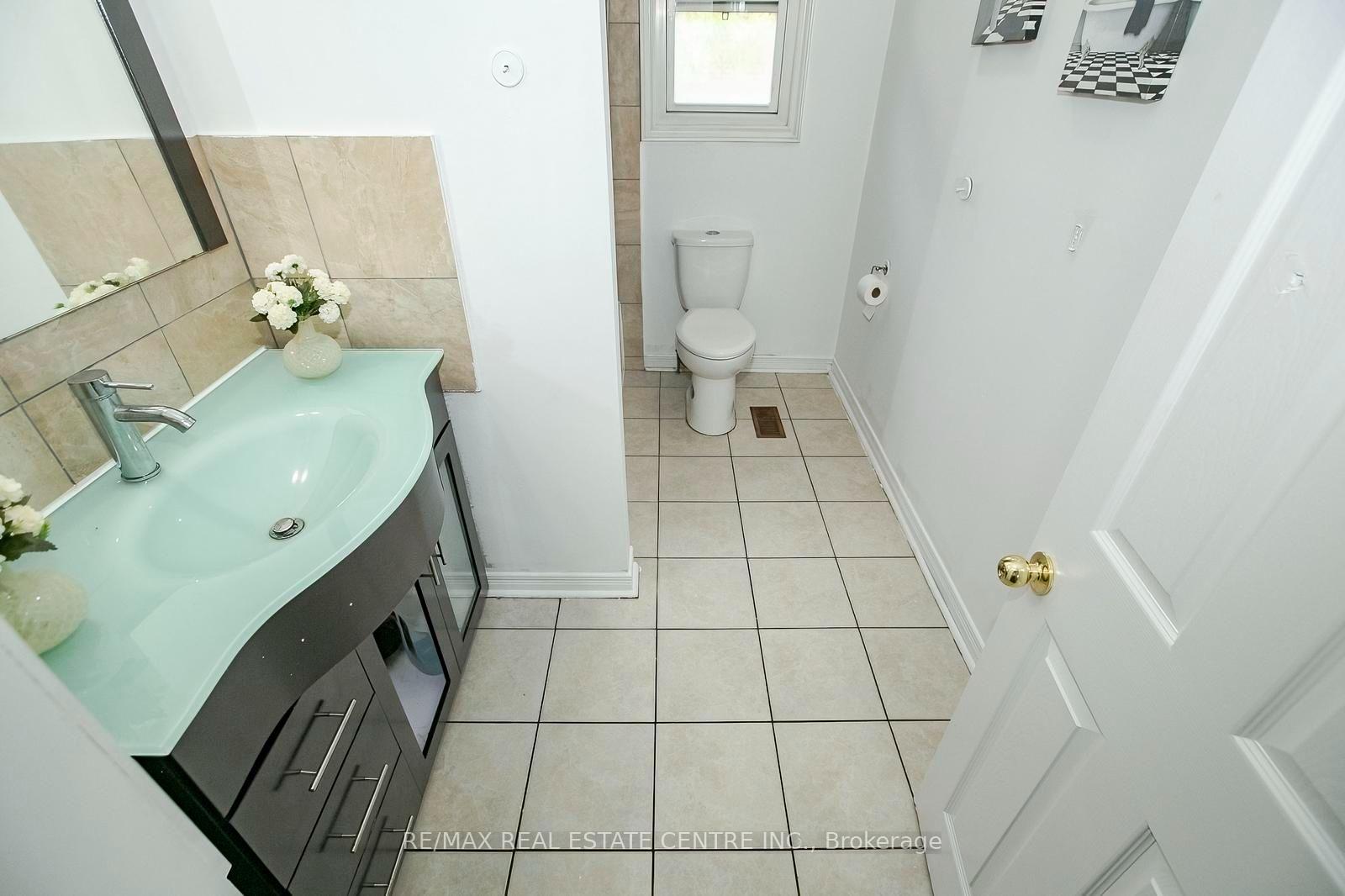 Photo 29 of 16 McLaughlin Road N, Brampton, Northwood Park — HOMEH