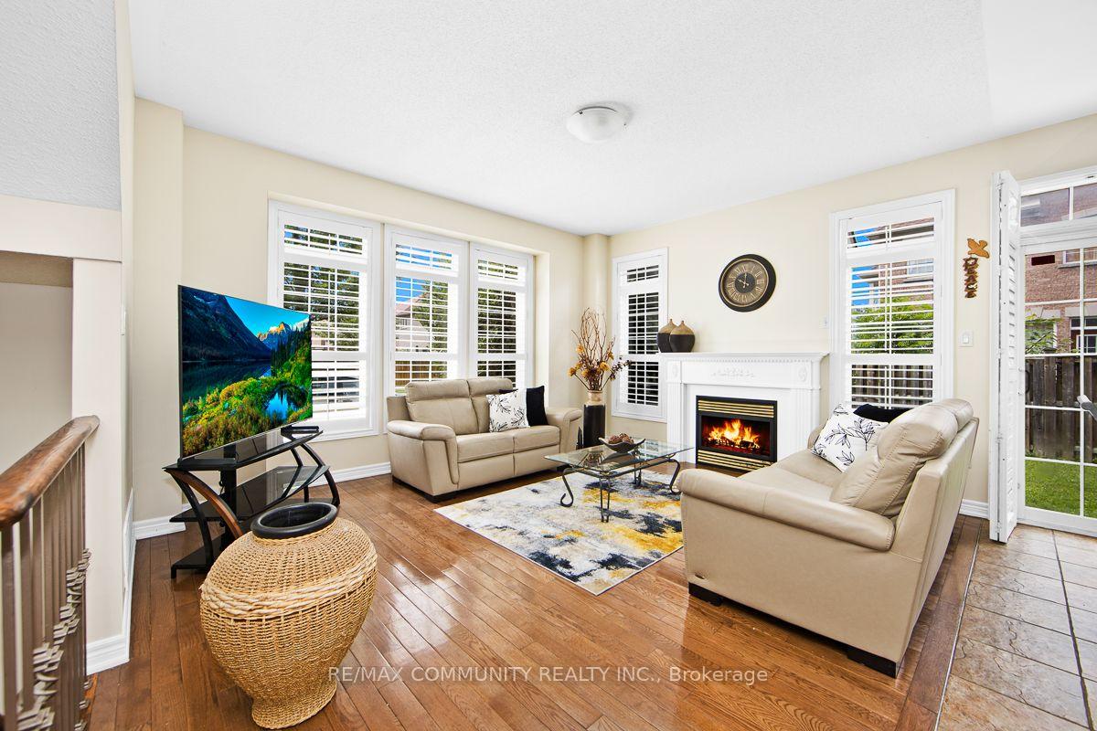 Photo 12 of 2 Solace Road, Markham, Greensborough — HOMEH