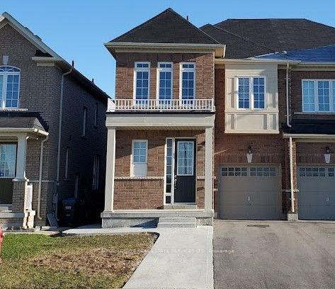 Front of 39 Vezna Crescent