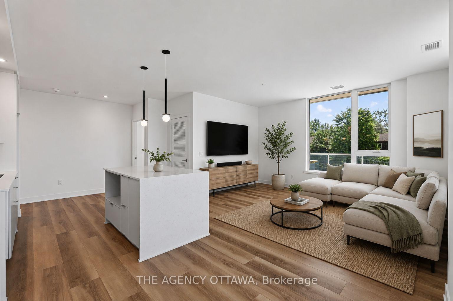 Photo 6 of Unit 304, 3085 Riverside Drive, Ottawa, Mooneys Bay/Riverside Park — HOMEH