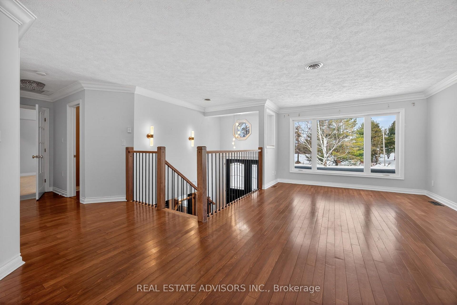 Photo 7 of 1563 15 16 Side Road E, Oro-Medonte, Rural Oro-Medonte — HOMEH
